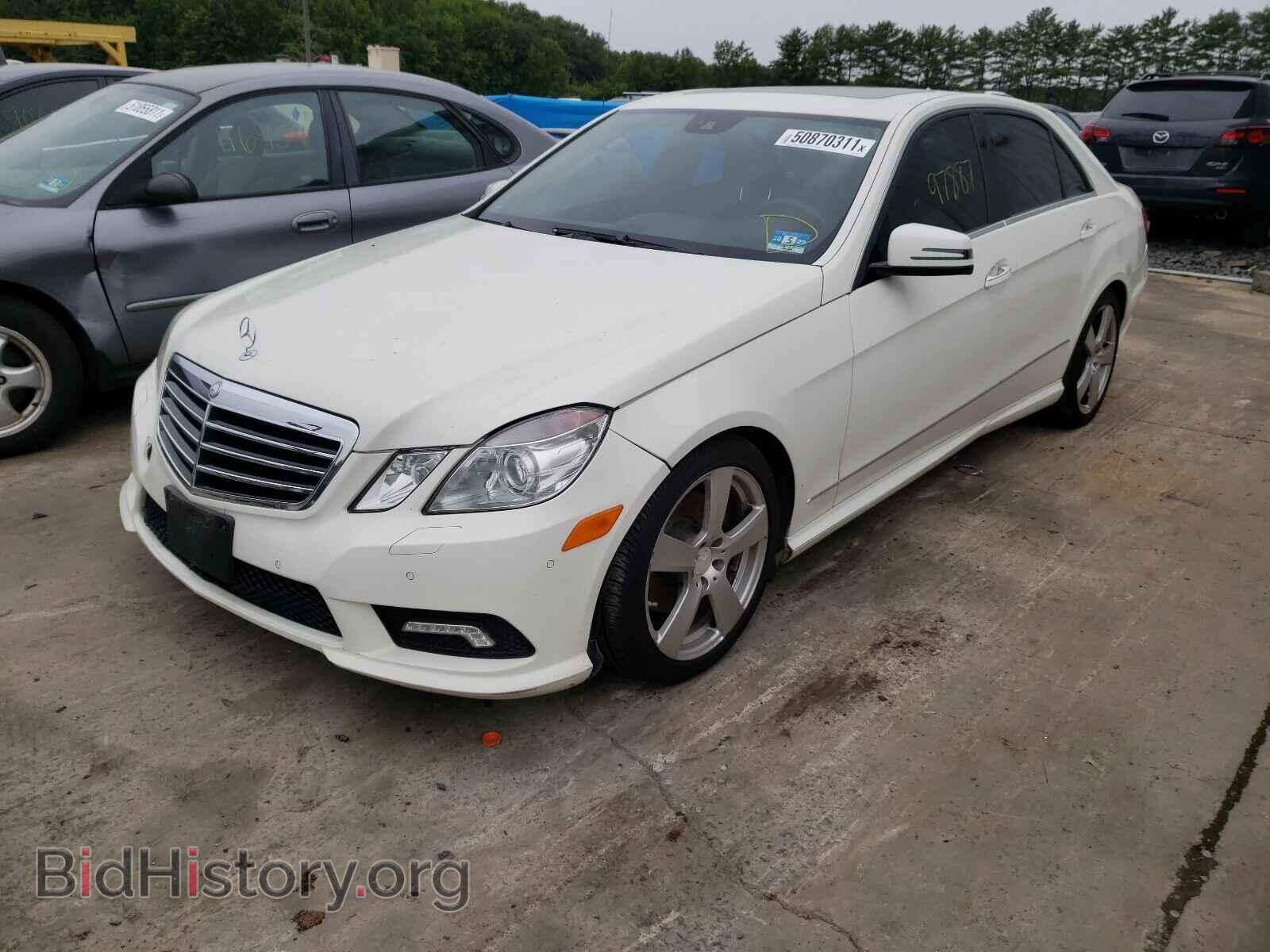 2011 MERCEDES-BENZ E-CLASS - VIN: WDDHF8HB0BA433892 - Фото 2