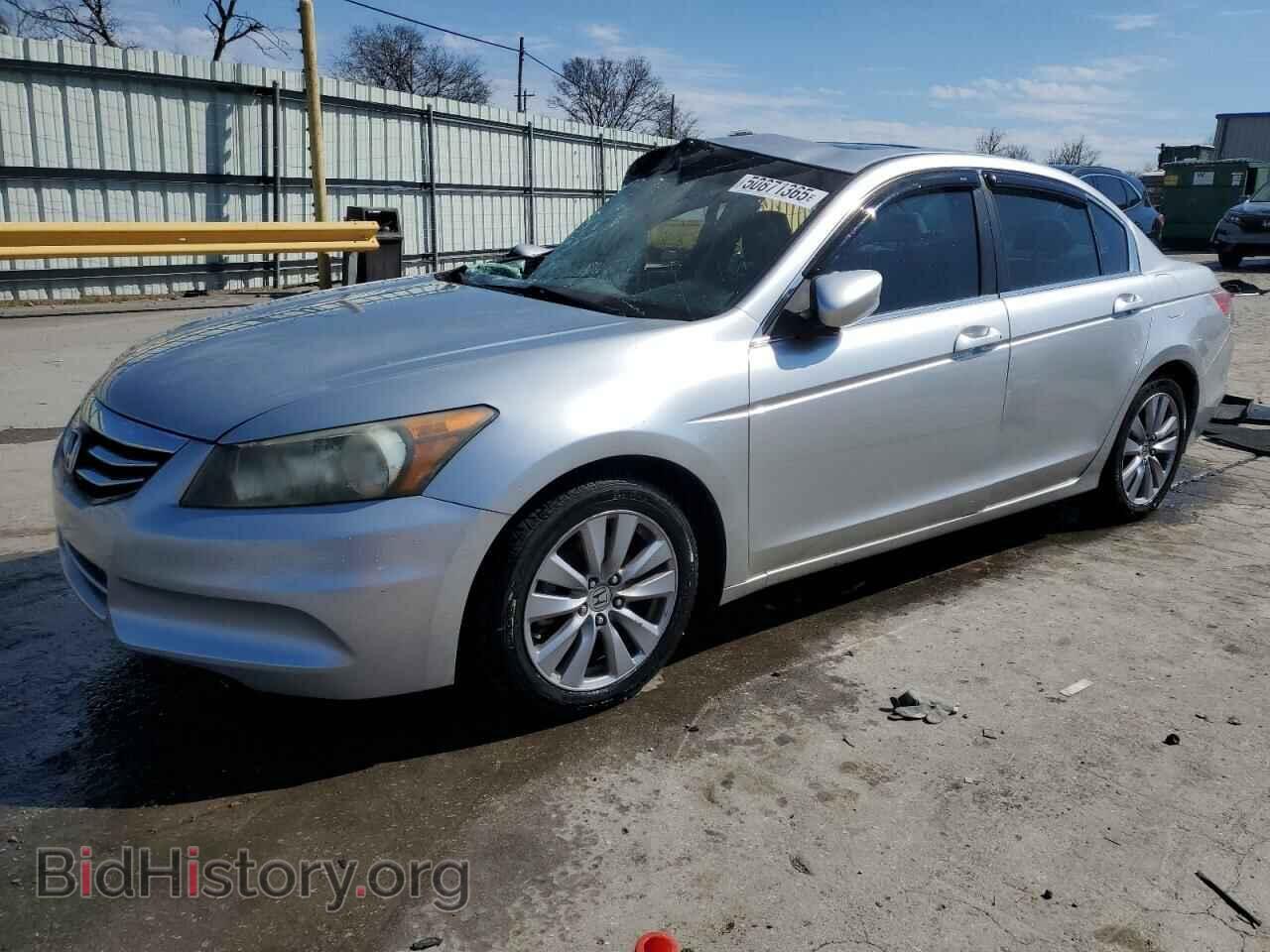 Photo 1HGCP2F88BA063766 - HONDA ACCORD 2011