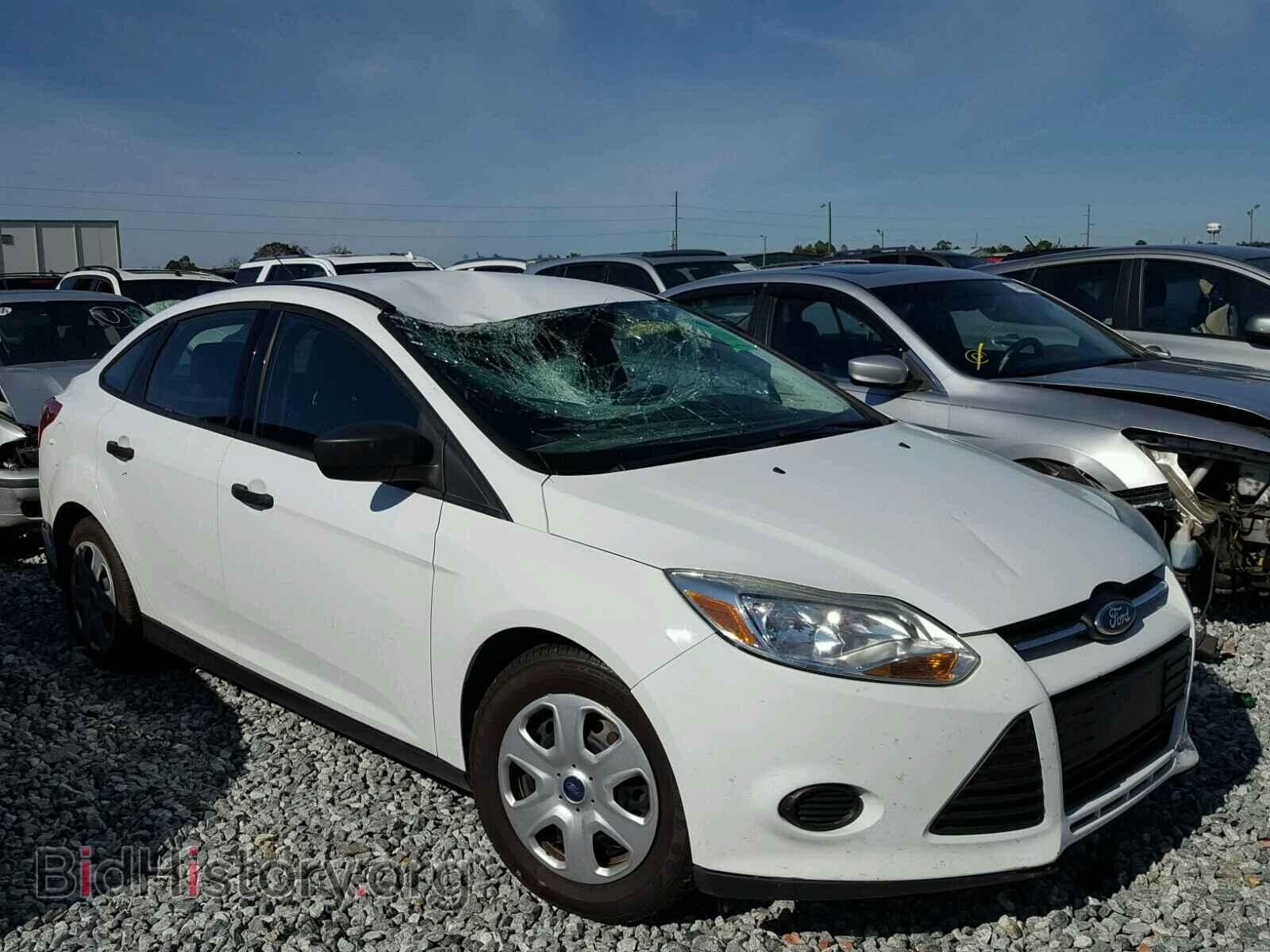 Photo 1FAHP3E21CL111918 - FORD FOCUS 2012