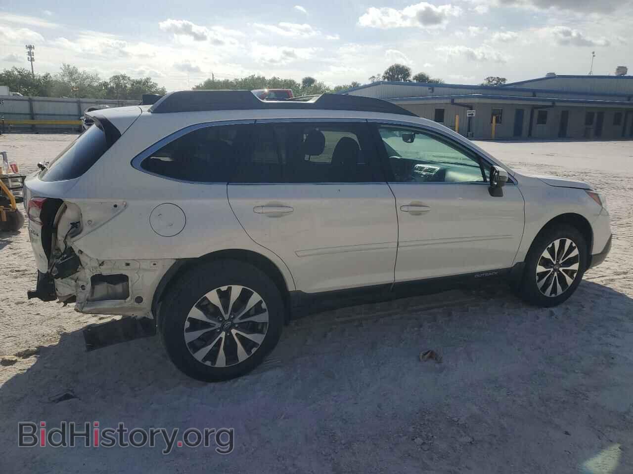 2016 SUBARU OUTBACK - VIN: 4S4BSBNC2G3245050 - Фото 3