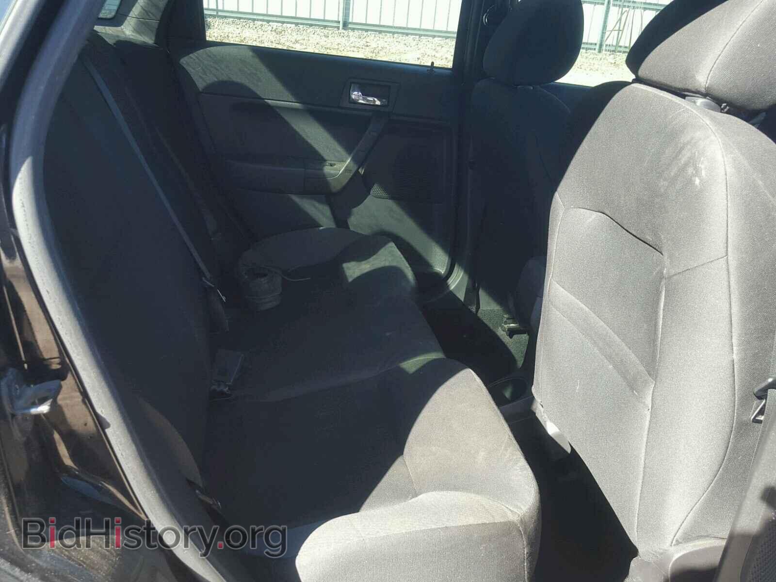2011 FORD FOCUS - VIN: 1FAHP3GN8BW127392 - Photo 6
