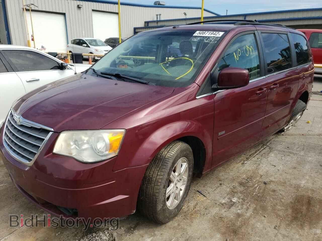 2008 CHRYSLER MINIVAN - VIN: 2A8HR54P28R827988 - Фото 2