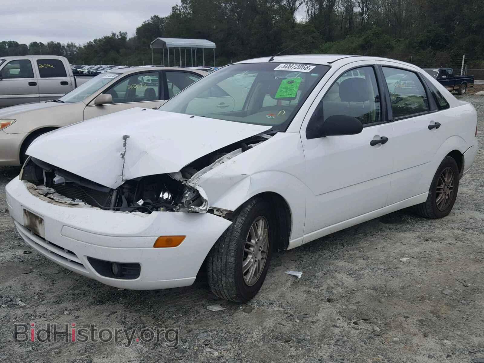 2007 FORD FOCUS - VIN: 1FAFP34N97W236012 - Фото 2