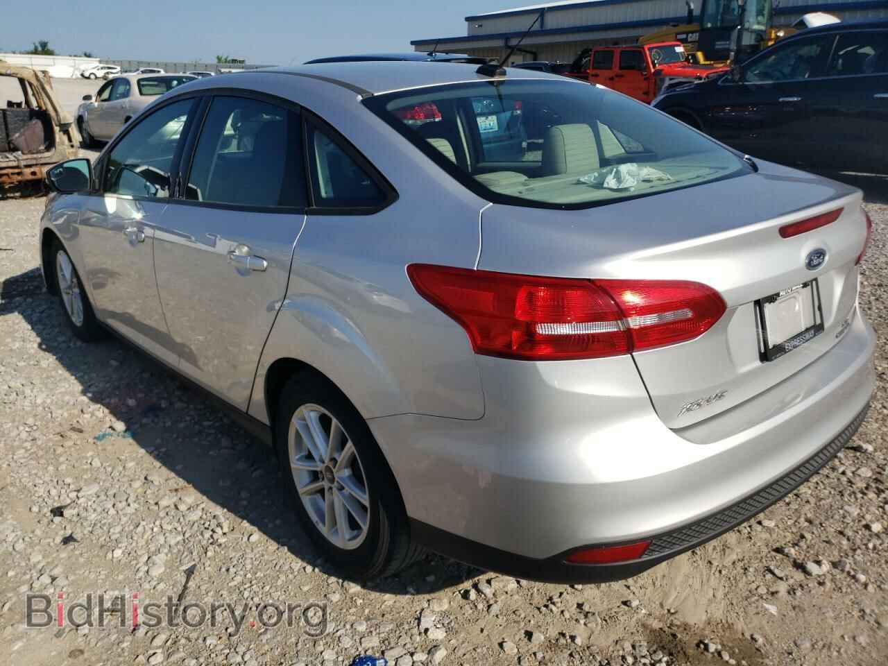 2016 FORD FOCUS - VIN: 1FADP3F2XGL213981 - Фото 3