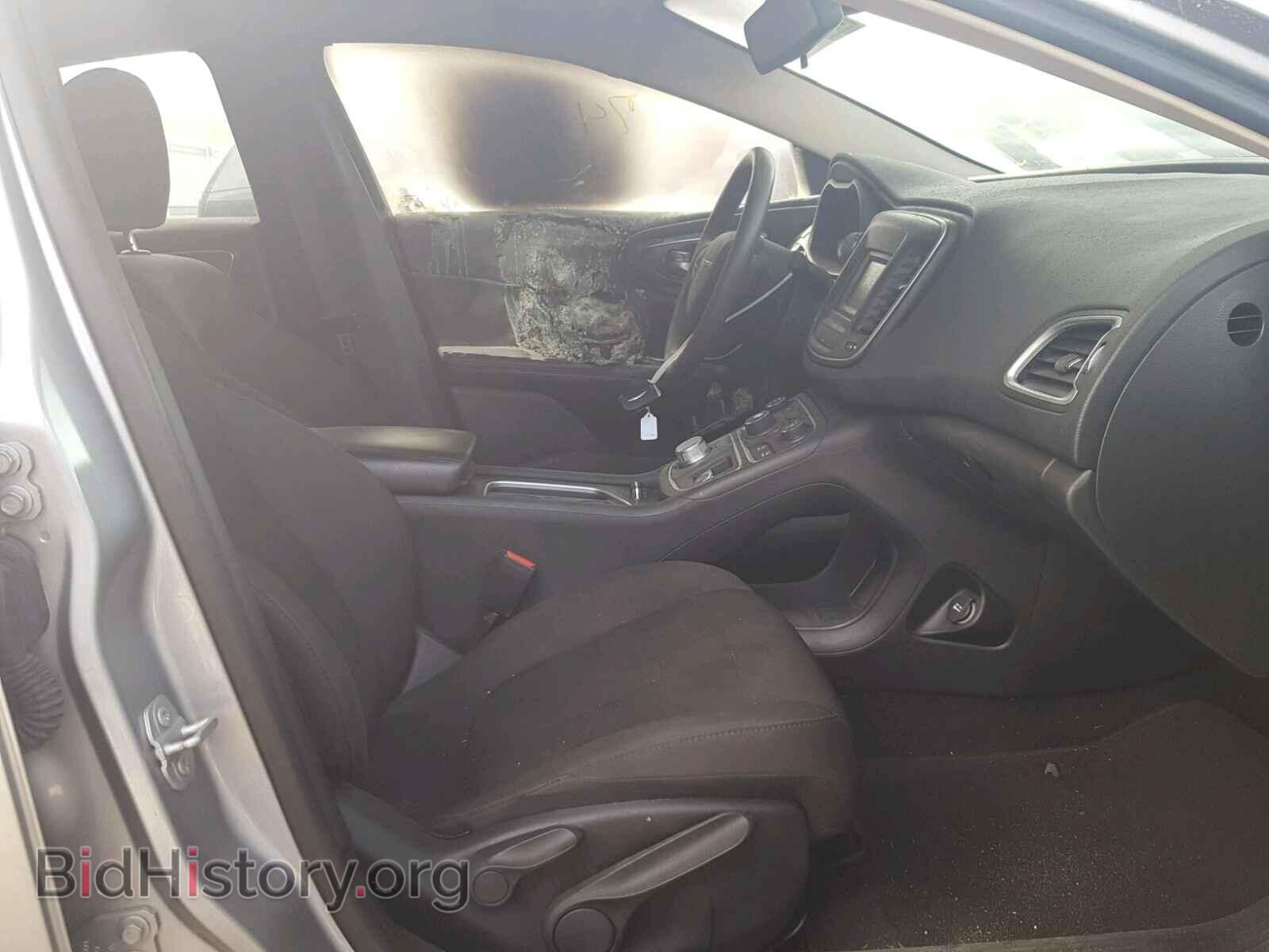 2016 CHRYSLER 200 - VIN: 1C3CCCAB0GN140895 - Photo 5