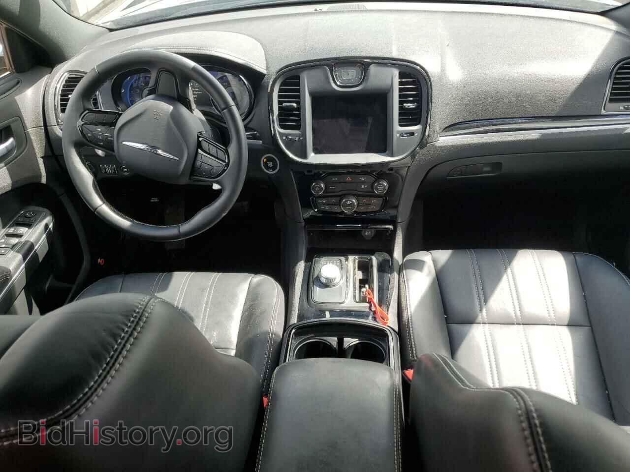 2017 CHRYSLER 300 - VIN: 2C3CCABG7HH612678 - Фото 8