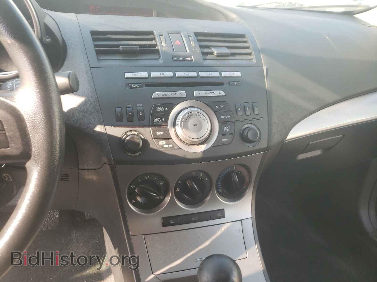 2011 MAZDA 3 - VIN: JM1BL1VG8B1444459 - Фото 9