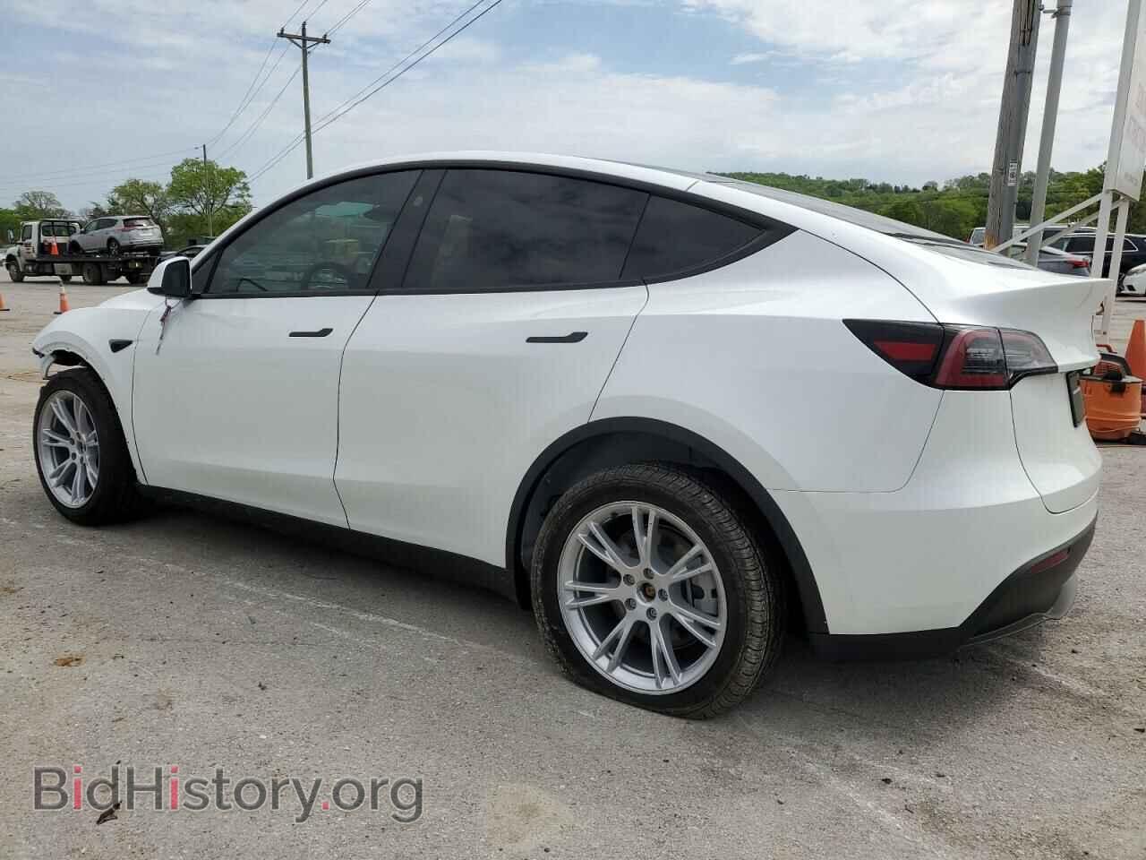 2024 TESLA MODEL Y - VIN: 7SAYGDEE1RF007762 - Photo 2