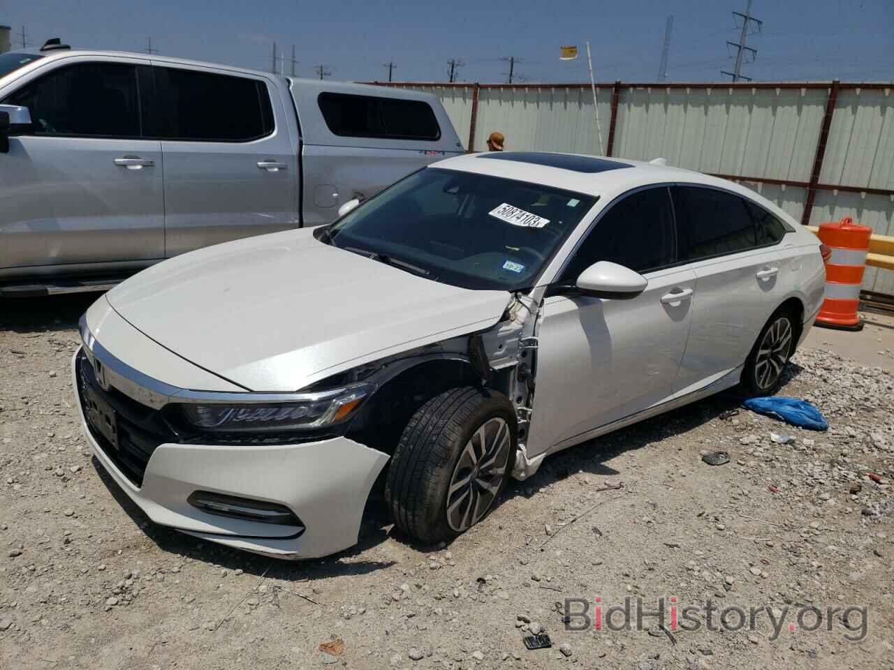 Photo 1HGCV3F44KA015528 - HONDA ACCORD 2019