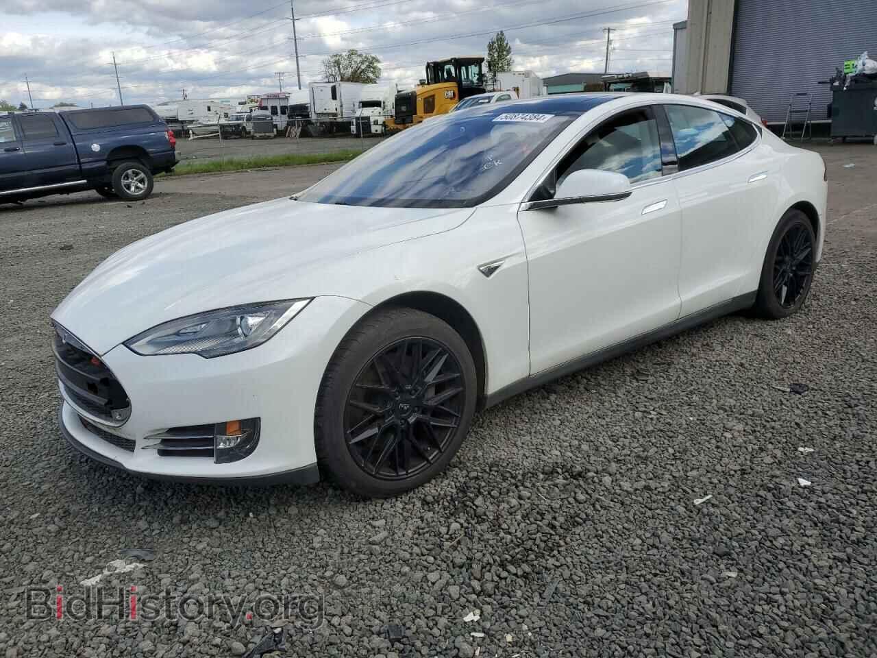 Фотография 5YJSA1S16EFP33115 - TESLA MODEL S 2014