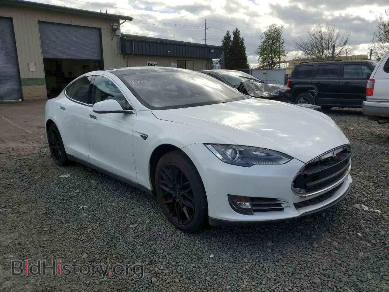 2014 TESLA MODEL S - VIN: 5YJSA1S16EFP33115 - Фото 4