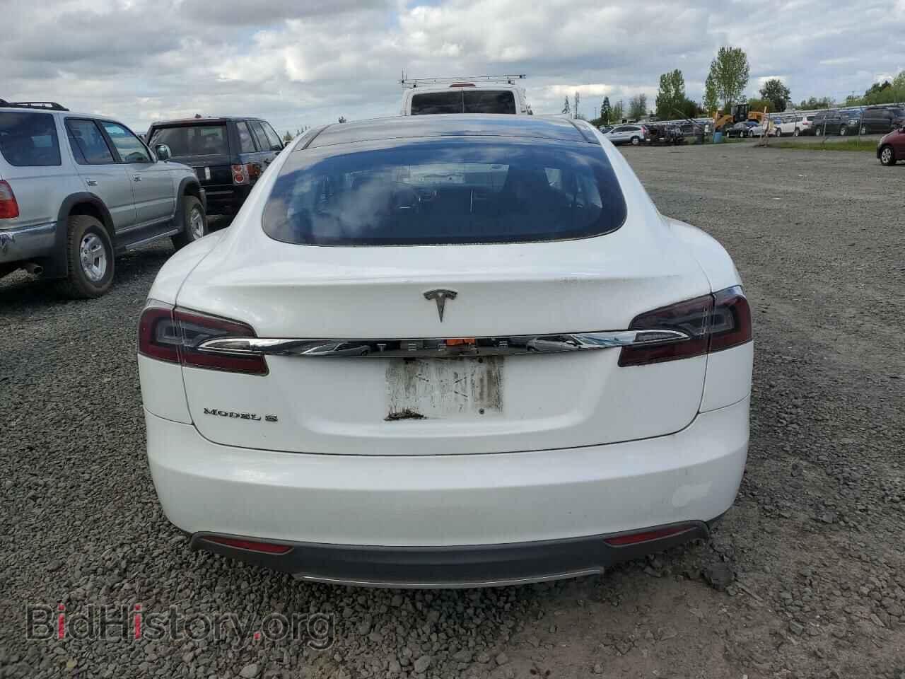 2014 TESLA MODEL S - VIN: 5YJSA1S16EFP33115 - Фото 6