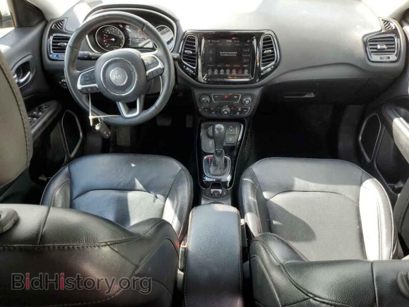 2019 Jeep COMPASS (VIN 3C4NJDCB0KT767487) — фото 8 из 15