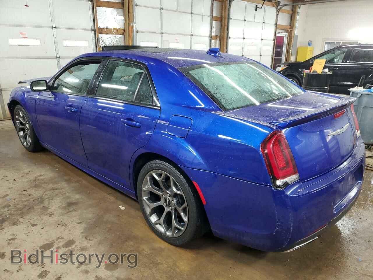 2018 CHRYSLER 300 - VIN: 2C3CCABG7JH243715 - Фото 2