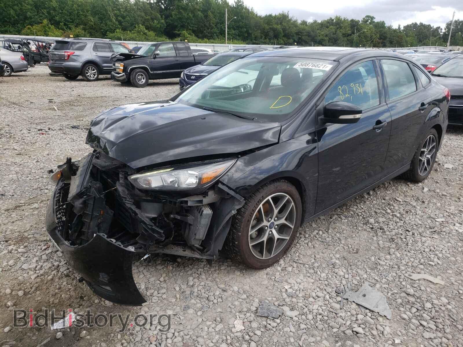 2017 FORD FOCUS - VIN: 1FADP3H25HL248832 - Фото 2