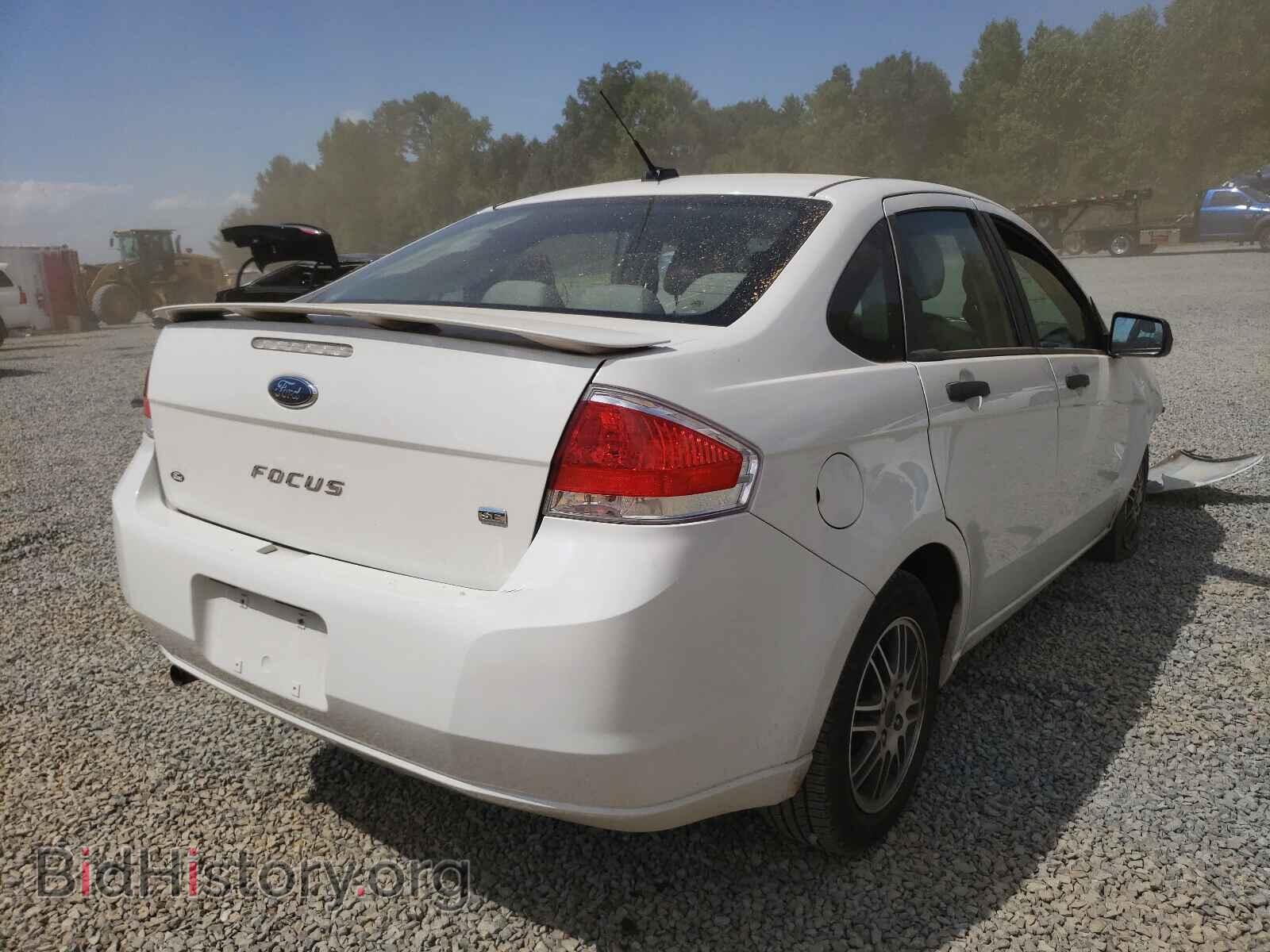2011 FORD FOCUS - VIN: 1FAHP3FN6BW141339 - Фото 4