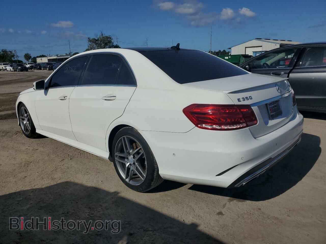2014 MERCEDES-BENZ E-CLASS - VIN: WDDHF8JB3EA827353 - Фото 2
