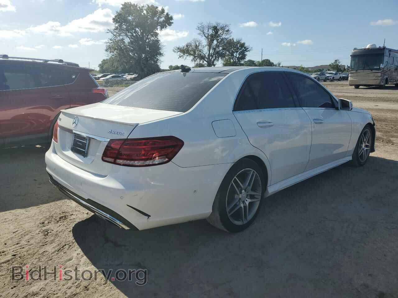 2014 MERCEDES-BENZ E-CLASS - VIN: WDDHF8JB3EA827353 - Фото 3