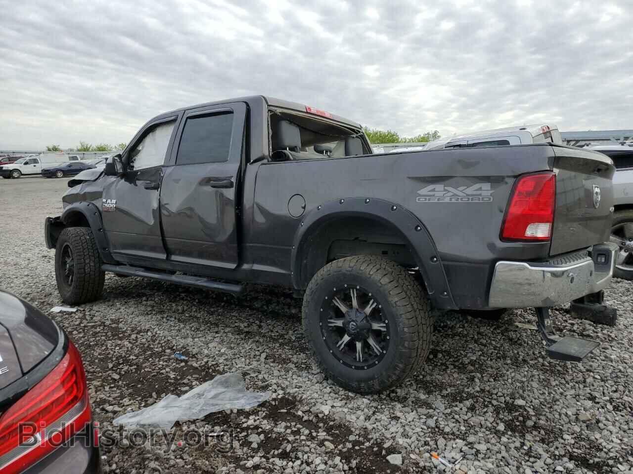 2017 RAM All Models - VIN: 3C6UR5CL3HG581339 - Фото 2