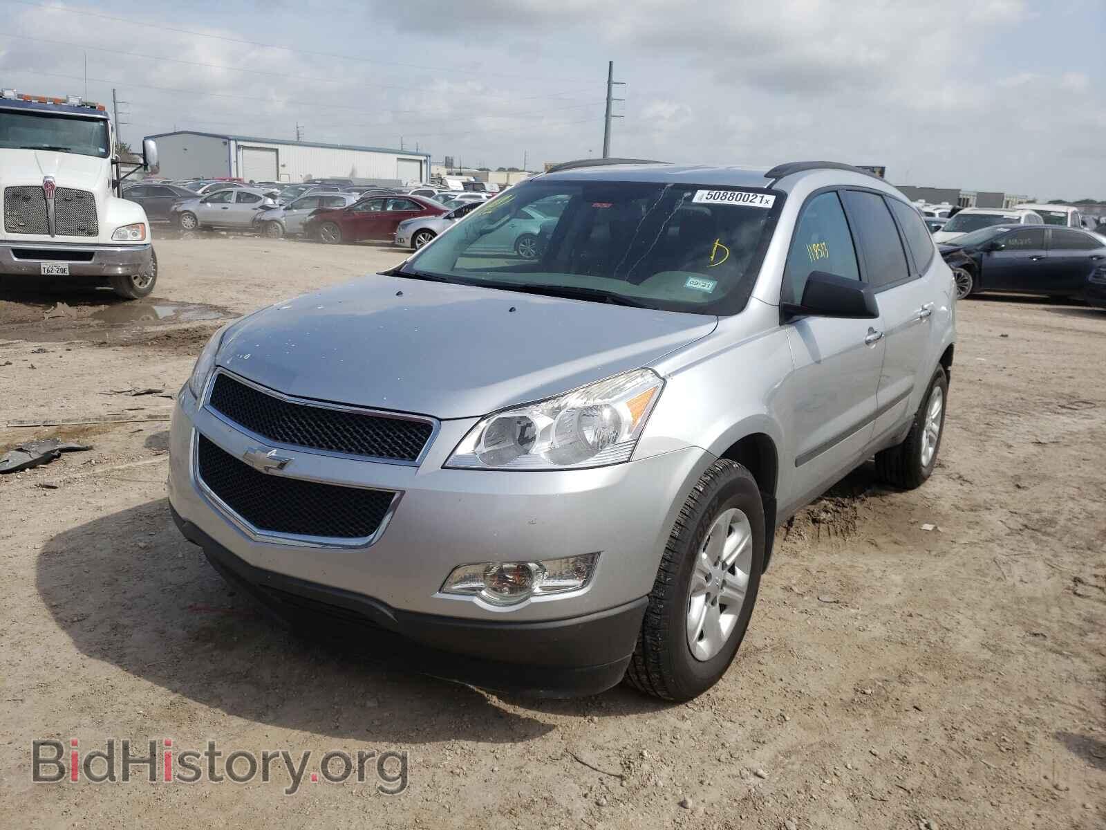 2012 CHEVROLET TRAVERSE - VIN: 1GNKRFED7CJ391389 - Фото 2