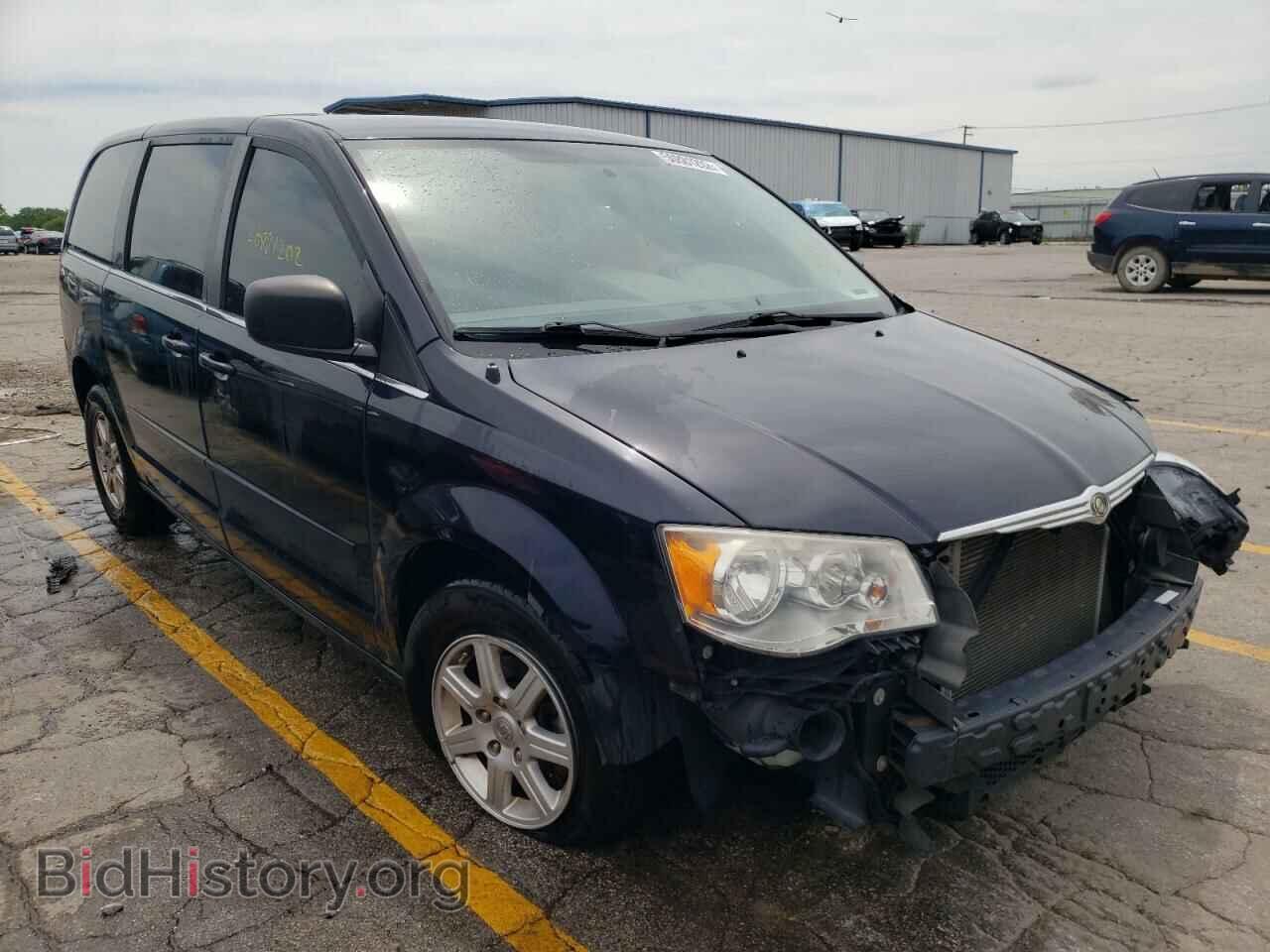 Photo 2A4RR2D12AR361503 - CHRYSLER MINIVAN 2010