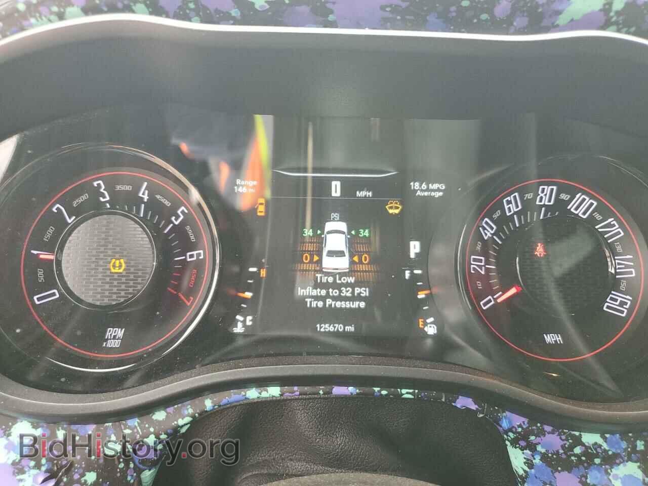 2017 DODGE CHALLENGER - VIN: 2C3CDZAG7HH650540 - Фото 9
