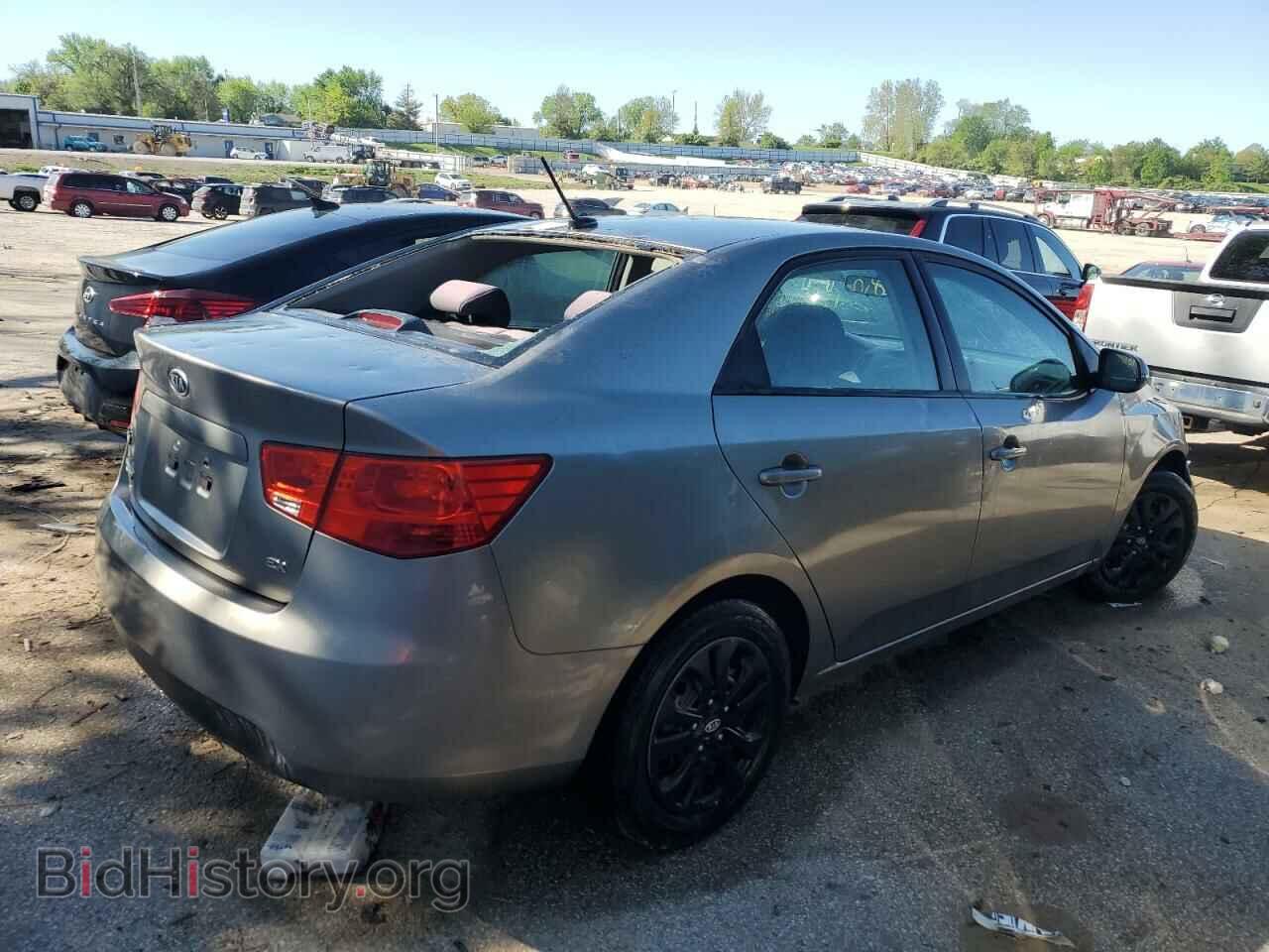 2012 KIA FORTE - VIN: KNAFU4A29C5596588 - Фото 3