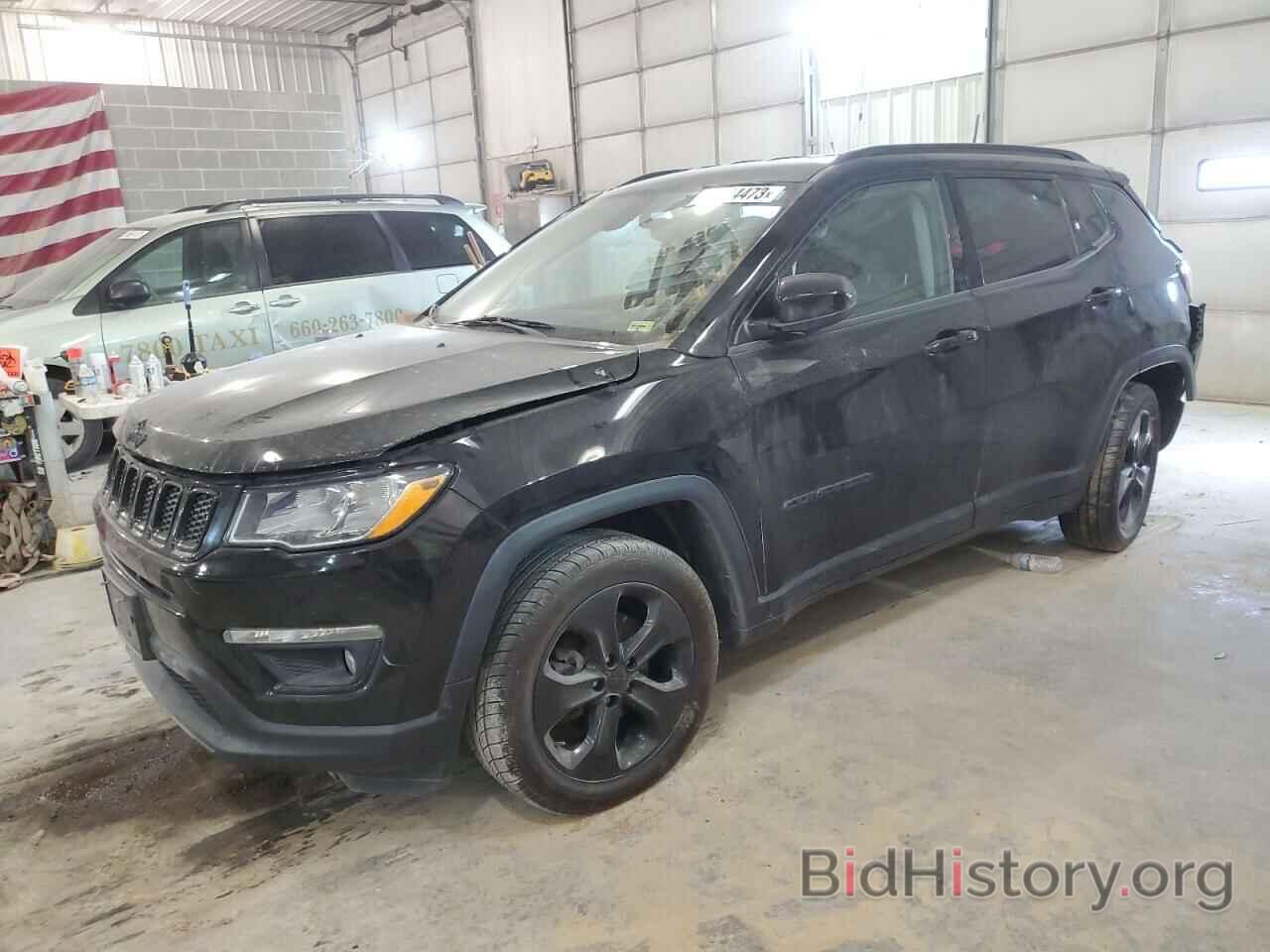 Фотография 3C4NJCBB7JT408244 - JEEP COMPASS 2018