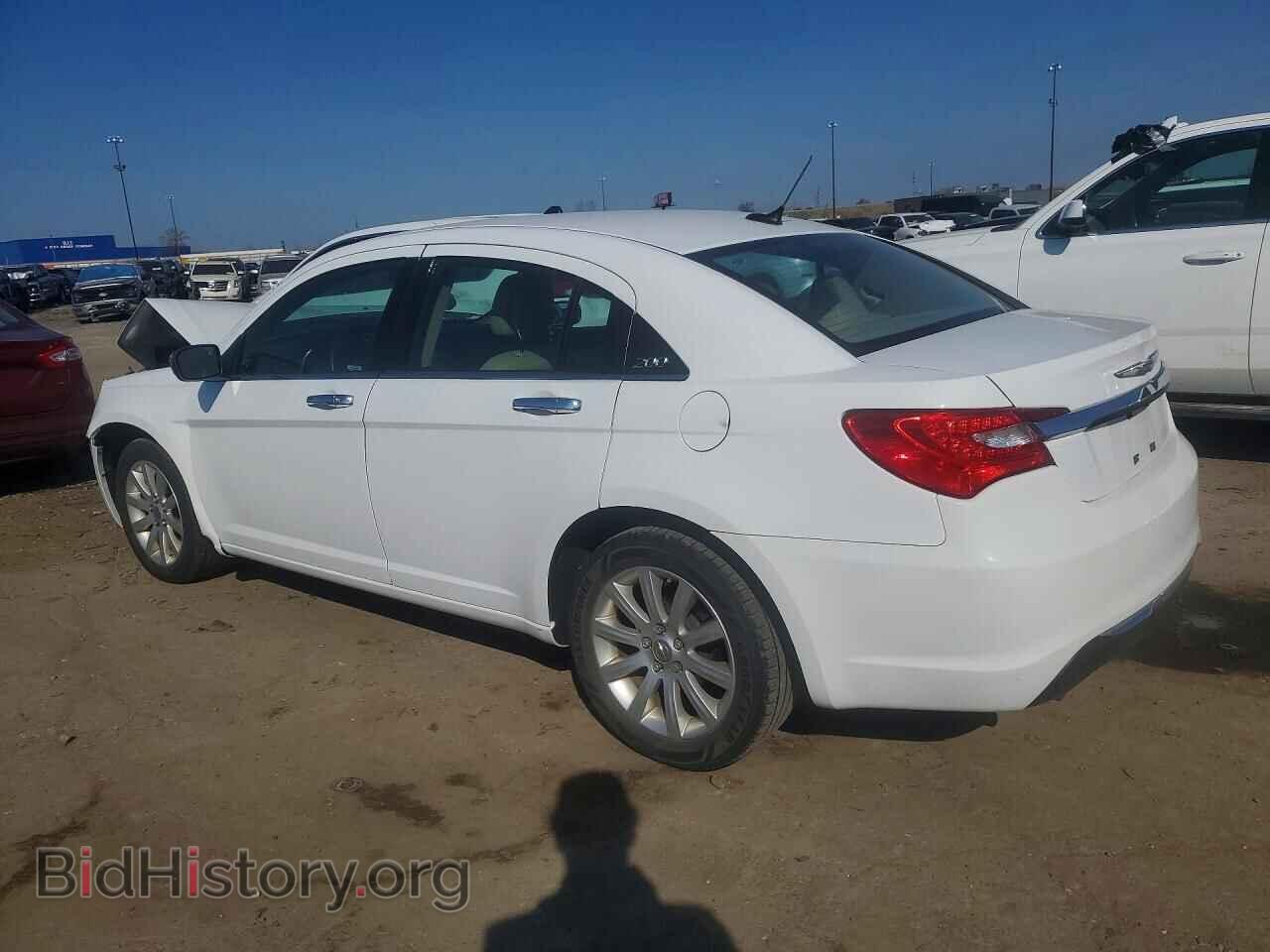 2014 CHRYSLER 200 - VIN: 1C3CCBCG3EN185183 - Фото 2
