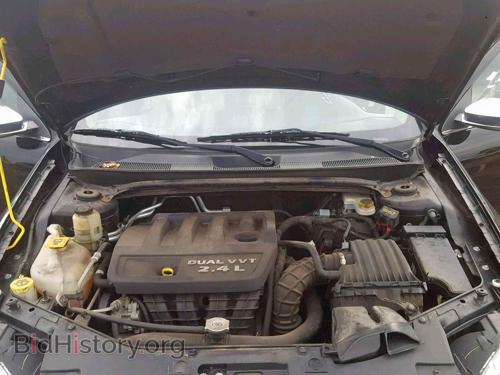 2011 CHRYSLER 200 - VIN: 1C3BC2FB5BN609972 - Photo 7