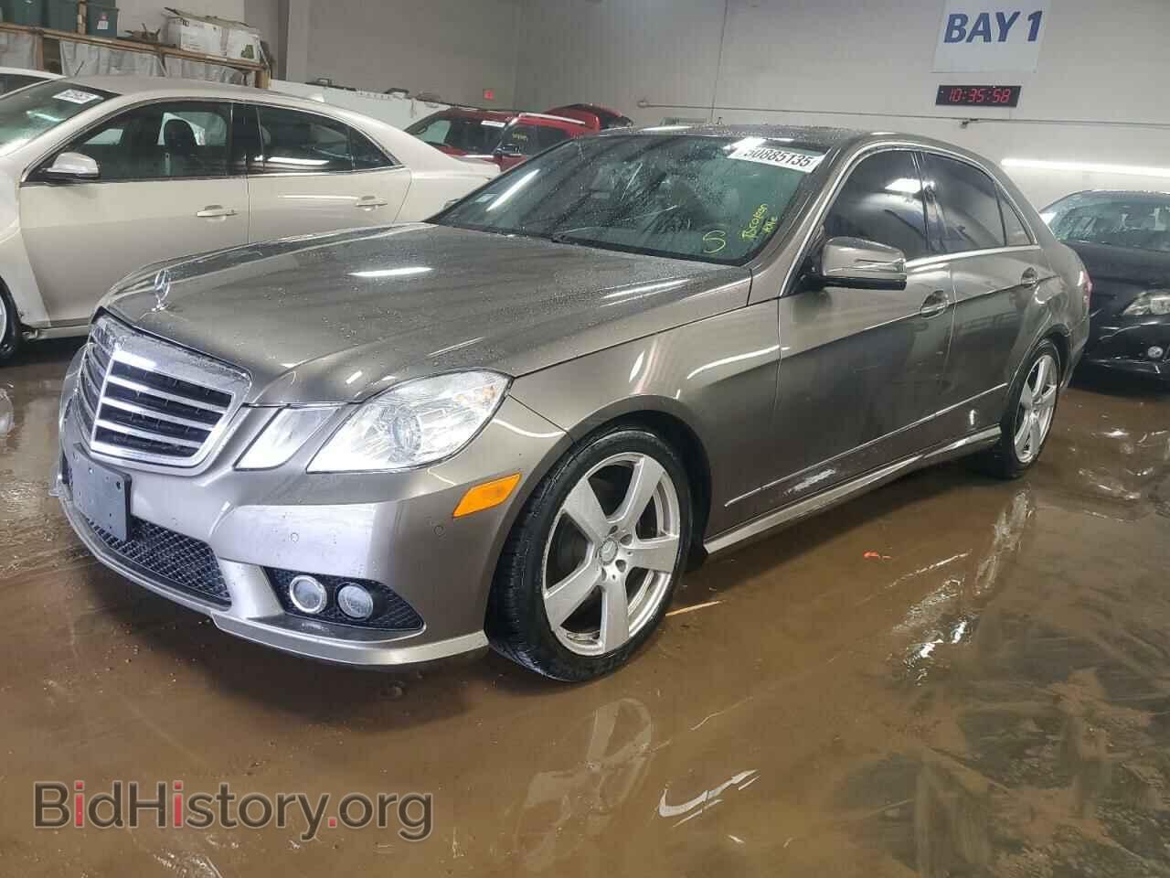 Фотография WDDHF8HB4AA104093 - MERCEDES-BENZ E-CLASS 2010