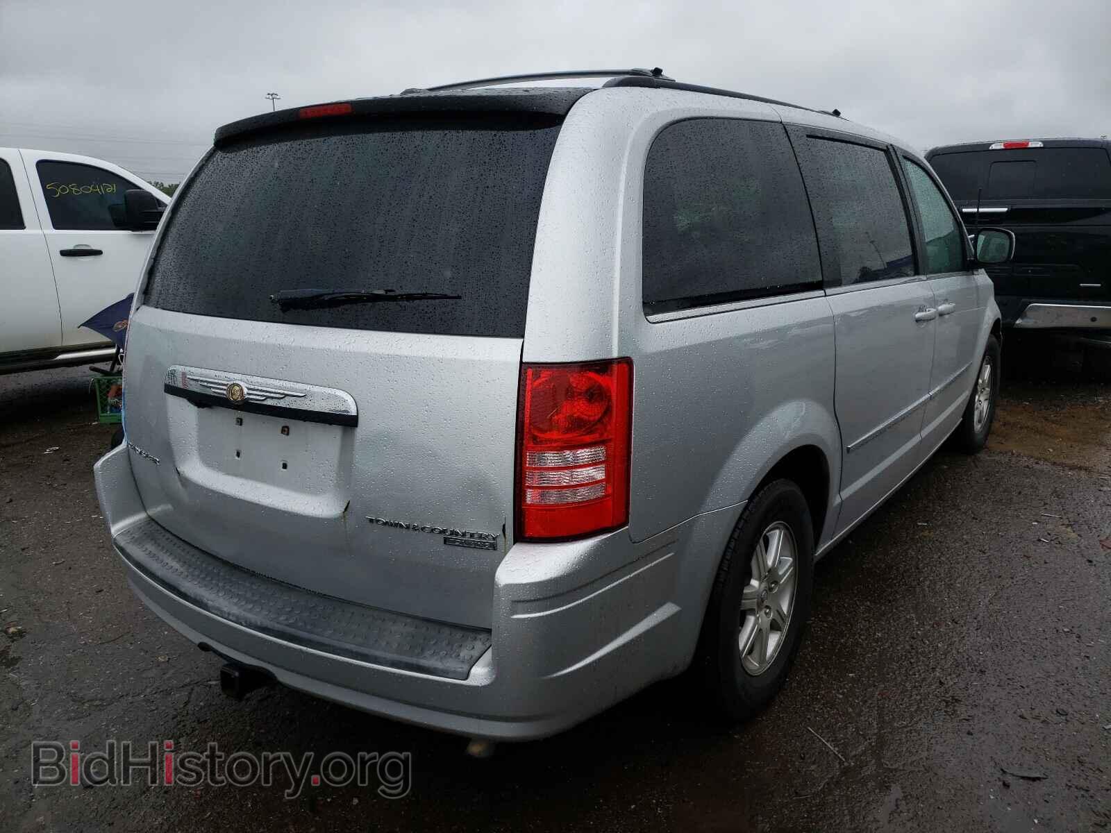 2009 CHRYSLER MINIVAN - VIN: 2A8HR54109R653075 - Фото 4