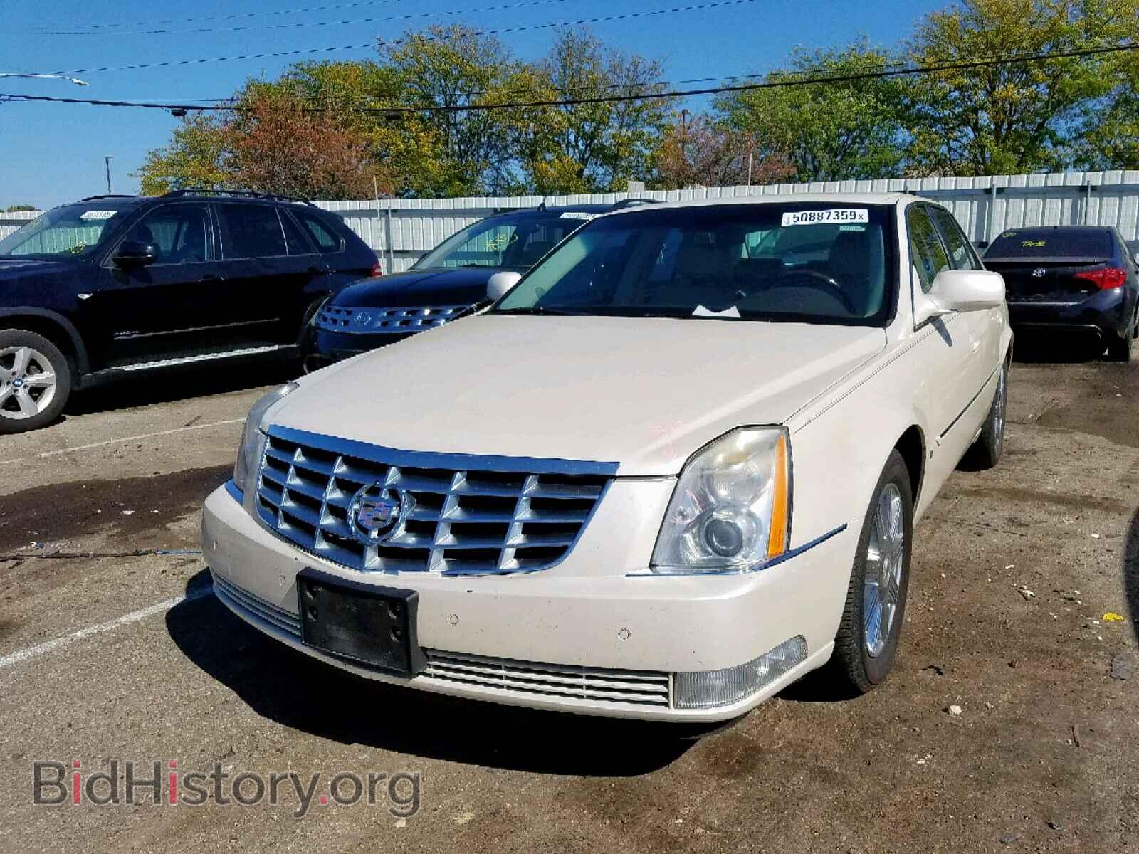 2008 CADILLAC DTS - VIN: 1G6KD57Y98U182908 - Фото 2
