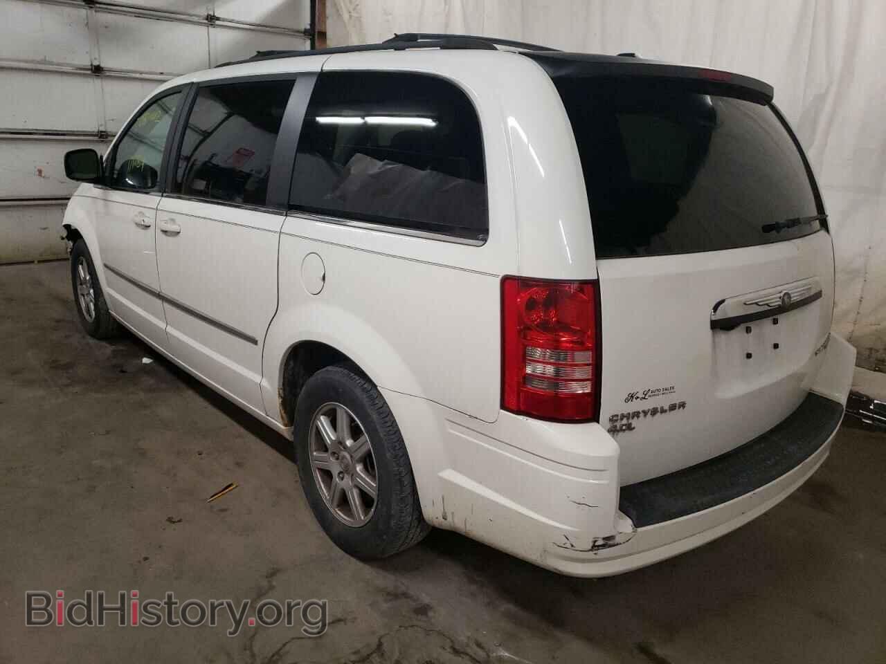 2010 CHRYSLER MINIVAN - VIN: 2A4RR8DX7AR387750 - Фото 3
