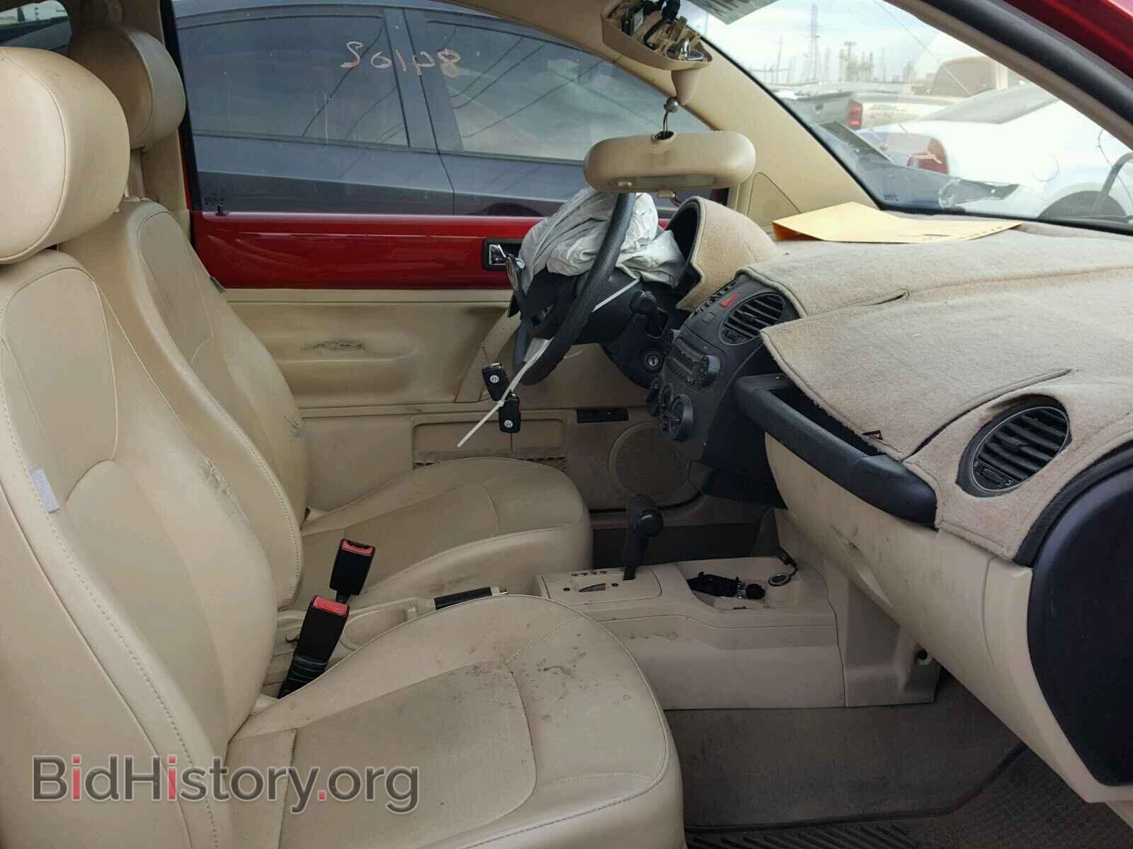 2007 VOLKSWAGEN BEETLE - VIN: 3VWPW31C97M517339 - Фото 5