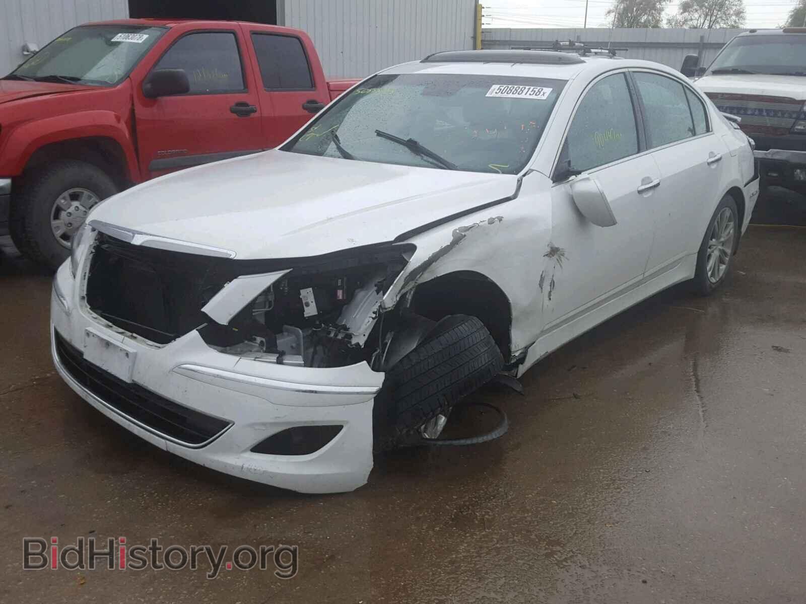 2013 HYUNDAI GENESIS - VIN: KMHGC4DD0DU228049 - Фото 2