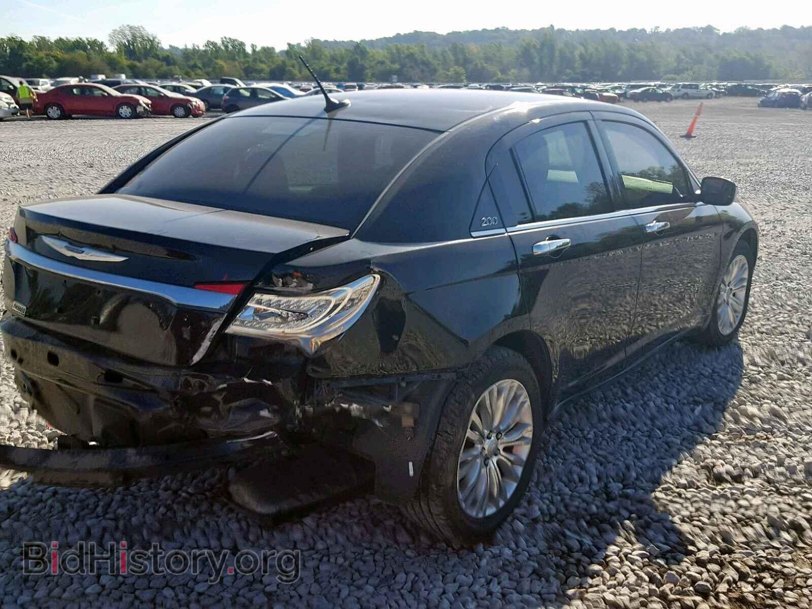 2011 CHRYSLER 200 - VIN: 1C3BC2FB4BN613219 - Фото 4