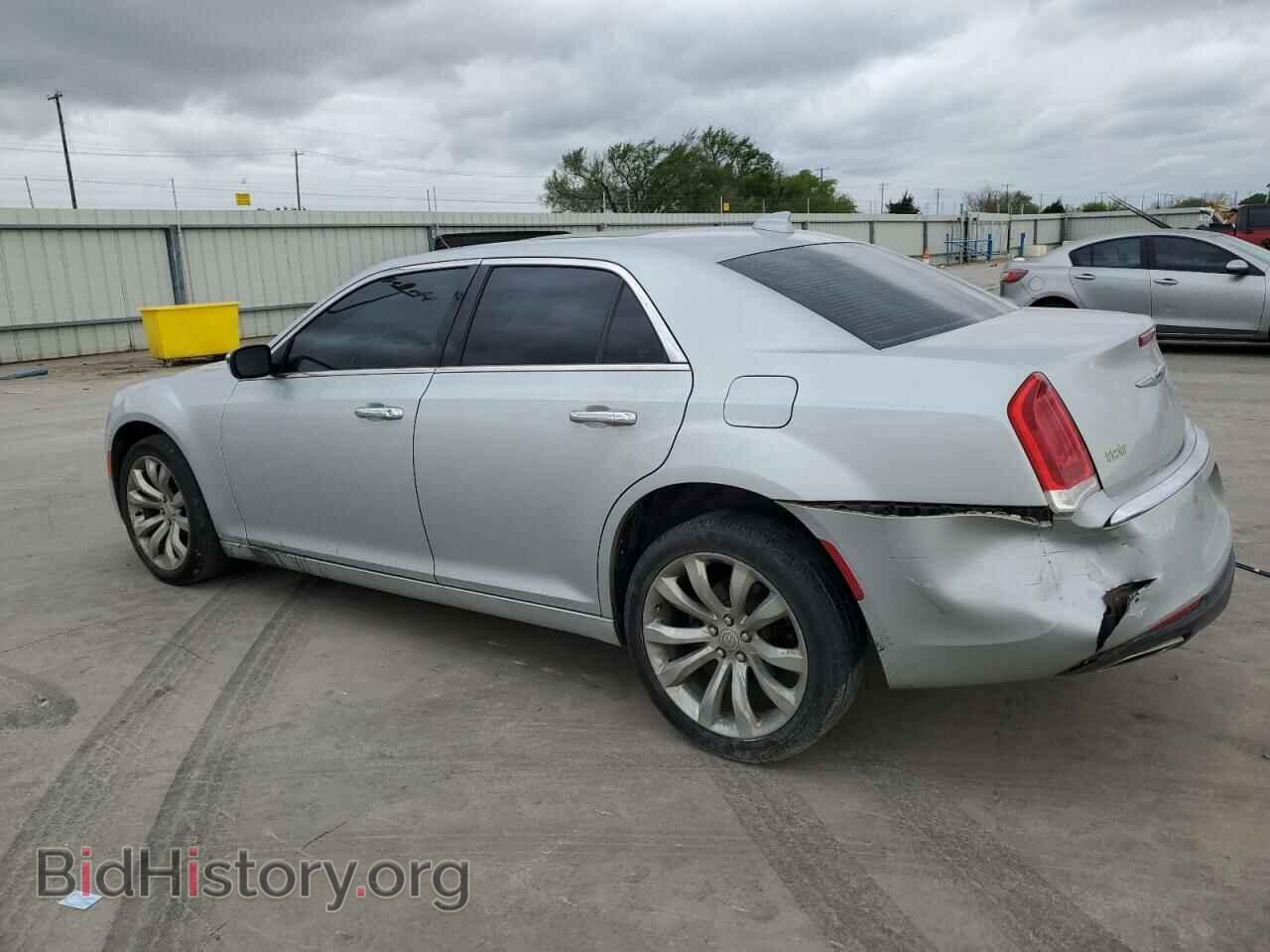 2020 CHRYSLER 300 - VIN: 2C3CCAEG3LH108780 - Фото 2