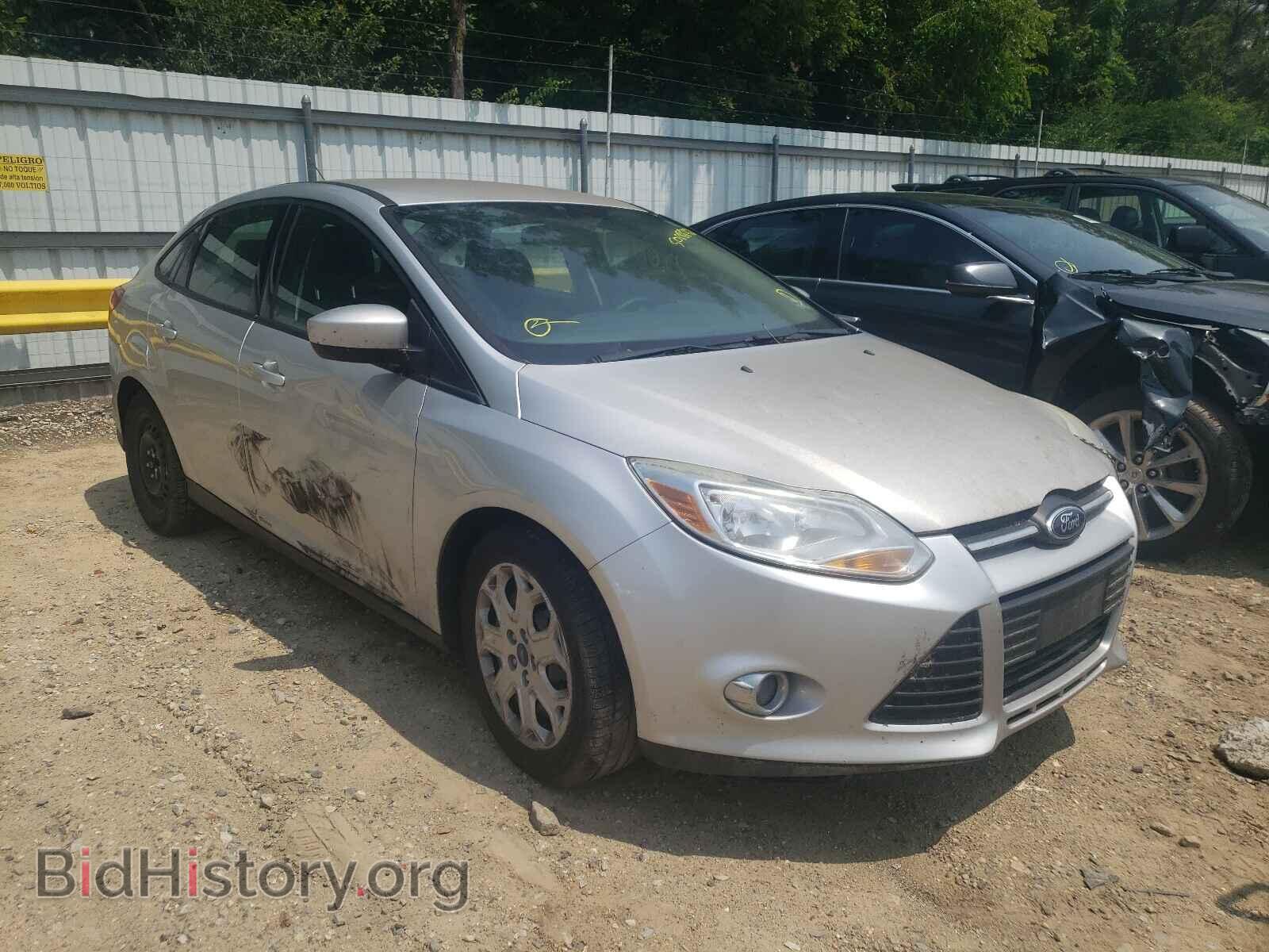 Photo 1FAHP3F22CL419520 - FORD FOCUS 2012