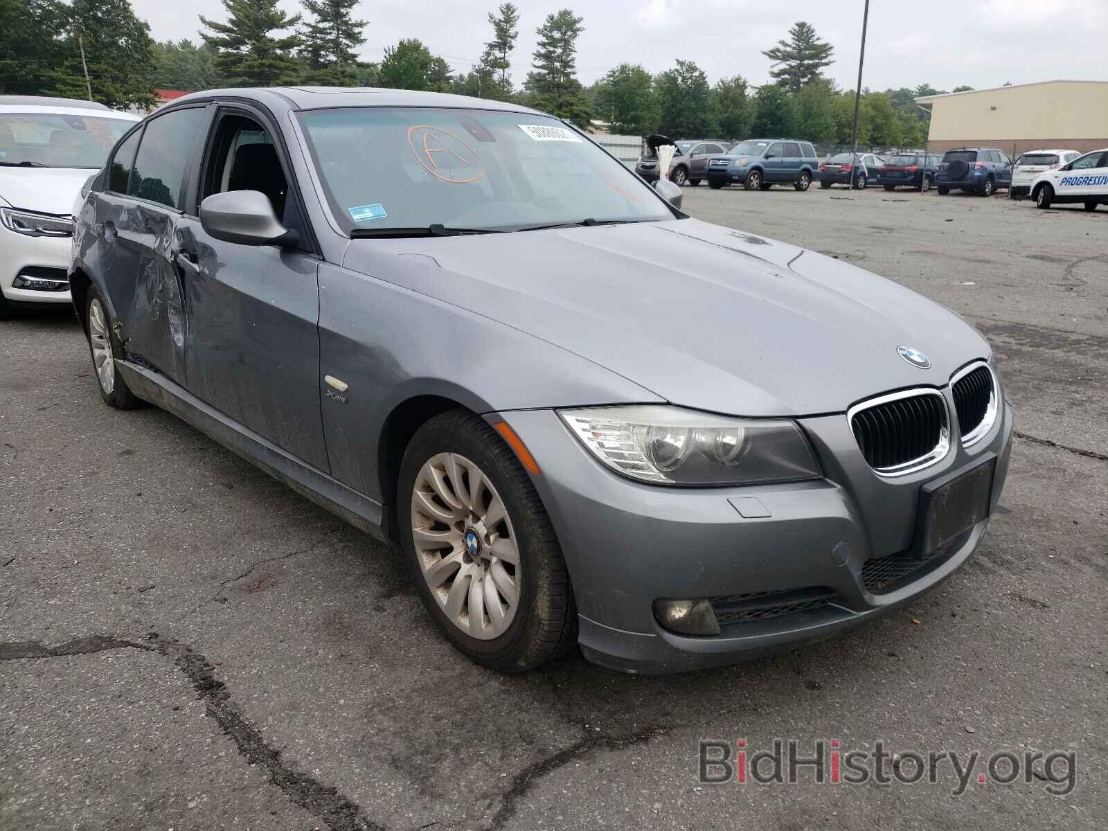 Photo WBAPK53599A645456 - BMW 3 SERIES 2009