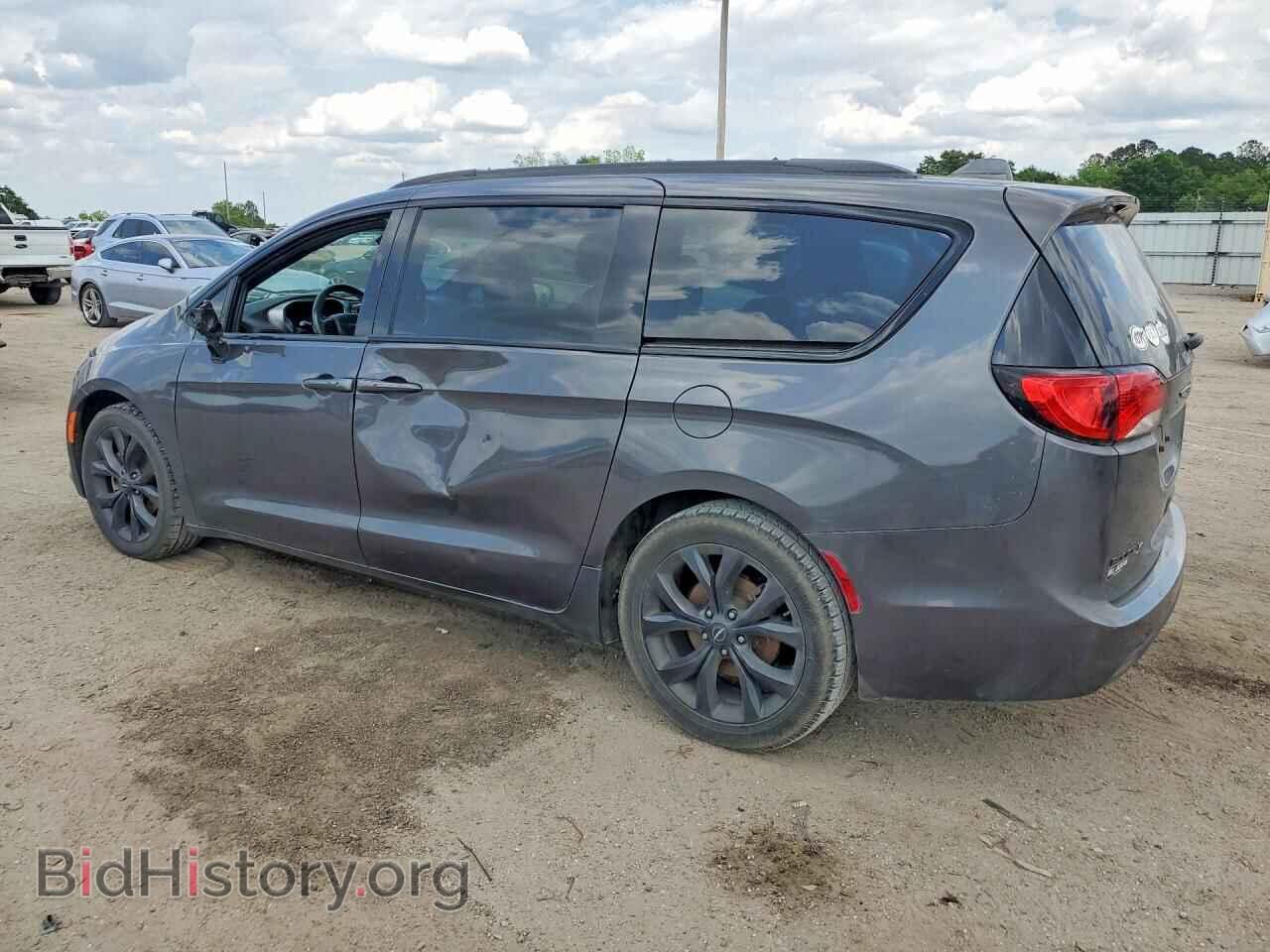 2018 CHRYSLER PACIFICA - VIN: 2C4RC1FG6JR356825 - Фото 2