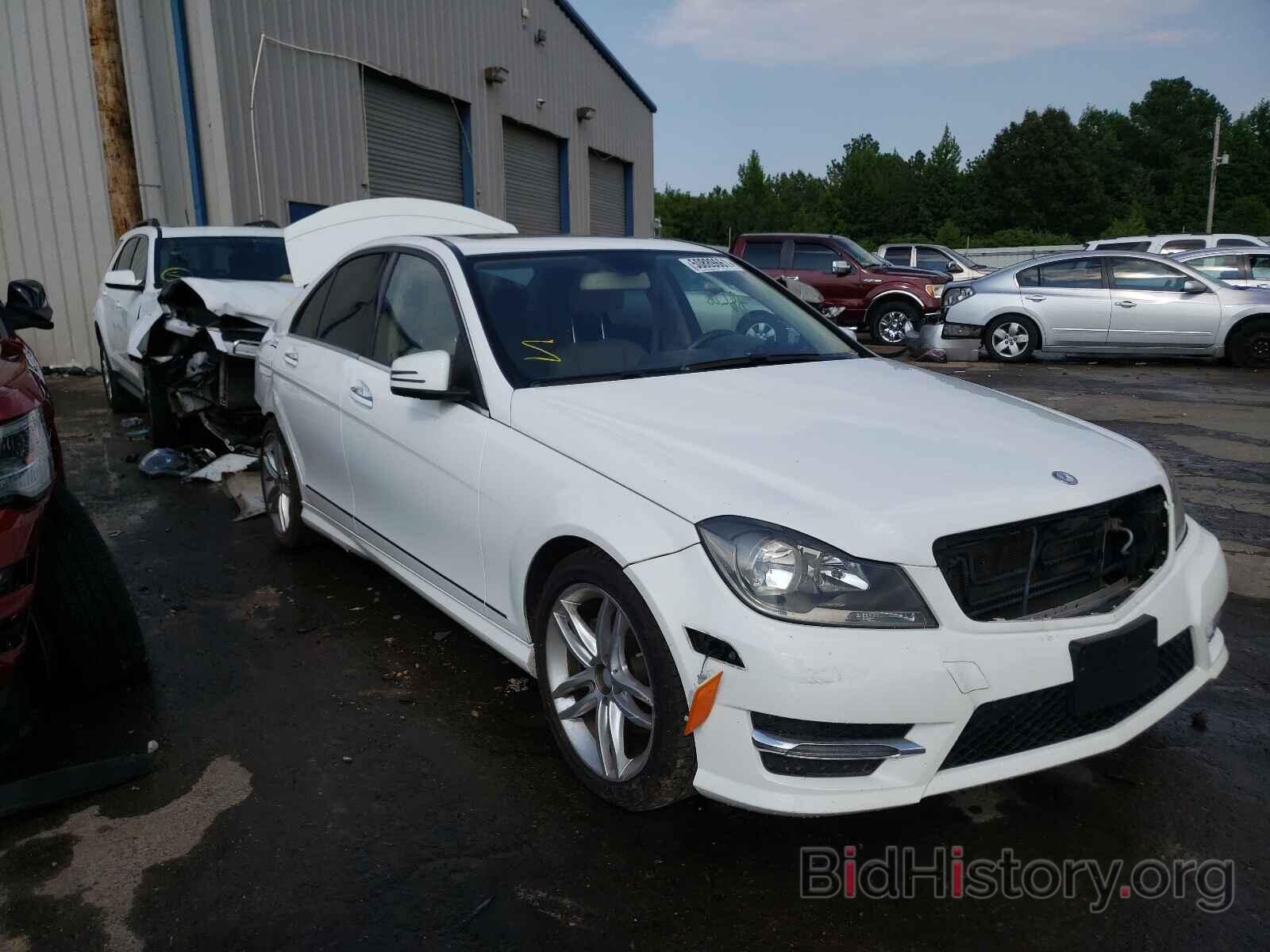 Photo WDDGF4HB0ER311169 - MERCEDES-BENZ C-CLASS 2014