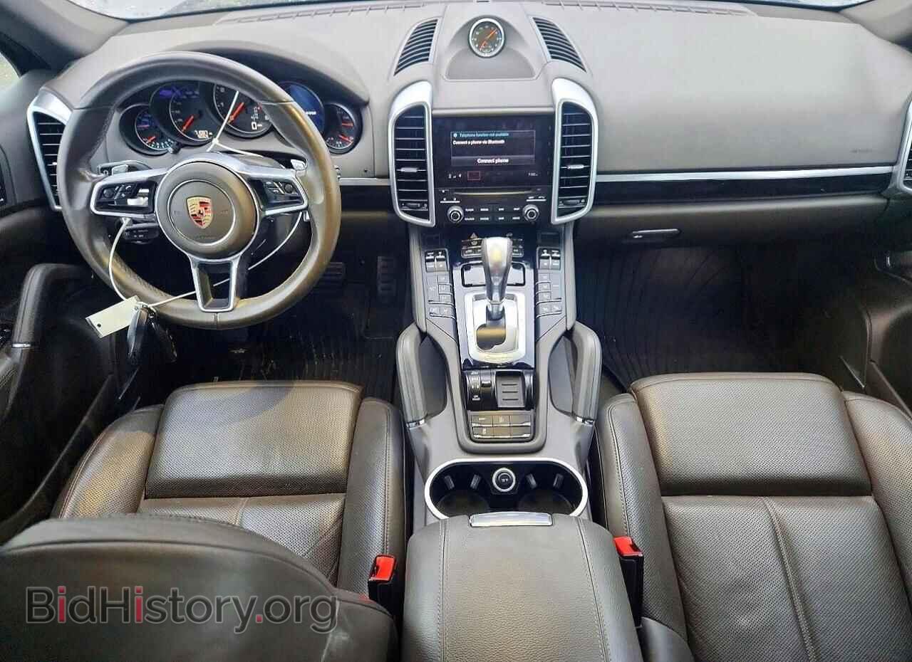 2017 PORSCHE CAYENNE - VIN: WP1AA2A29HKA89076 - Photo 8