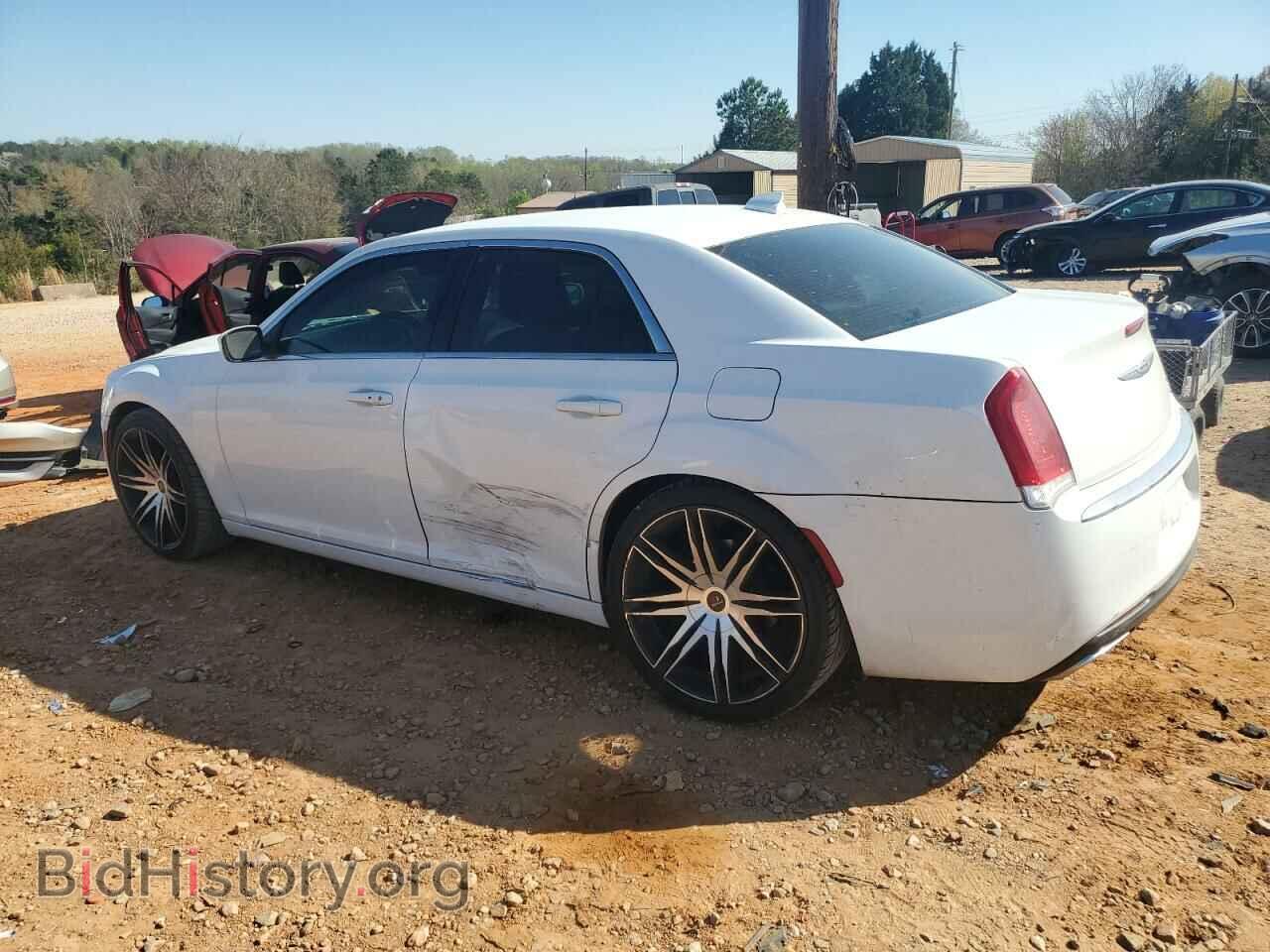 2016 CHRYSLER 300 - VIN: 2C3CCAAG8GH190551 - Фото 2