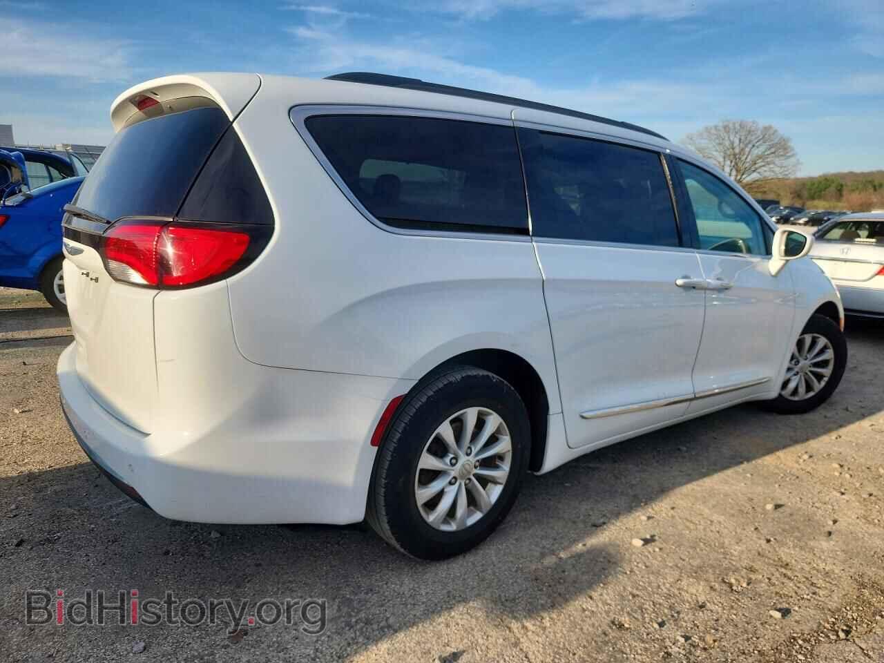 2017 CHRYSLER PACIFICA - VIN: 2C4RC1BG8HR613113 - Фото 3