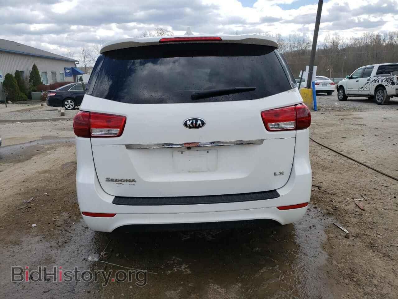 2016 KIA All Models - VIN: KNDMB5C19G6136678 - Фото 6