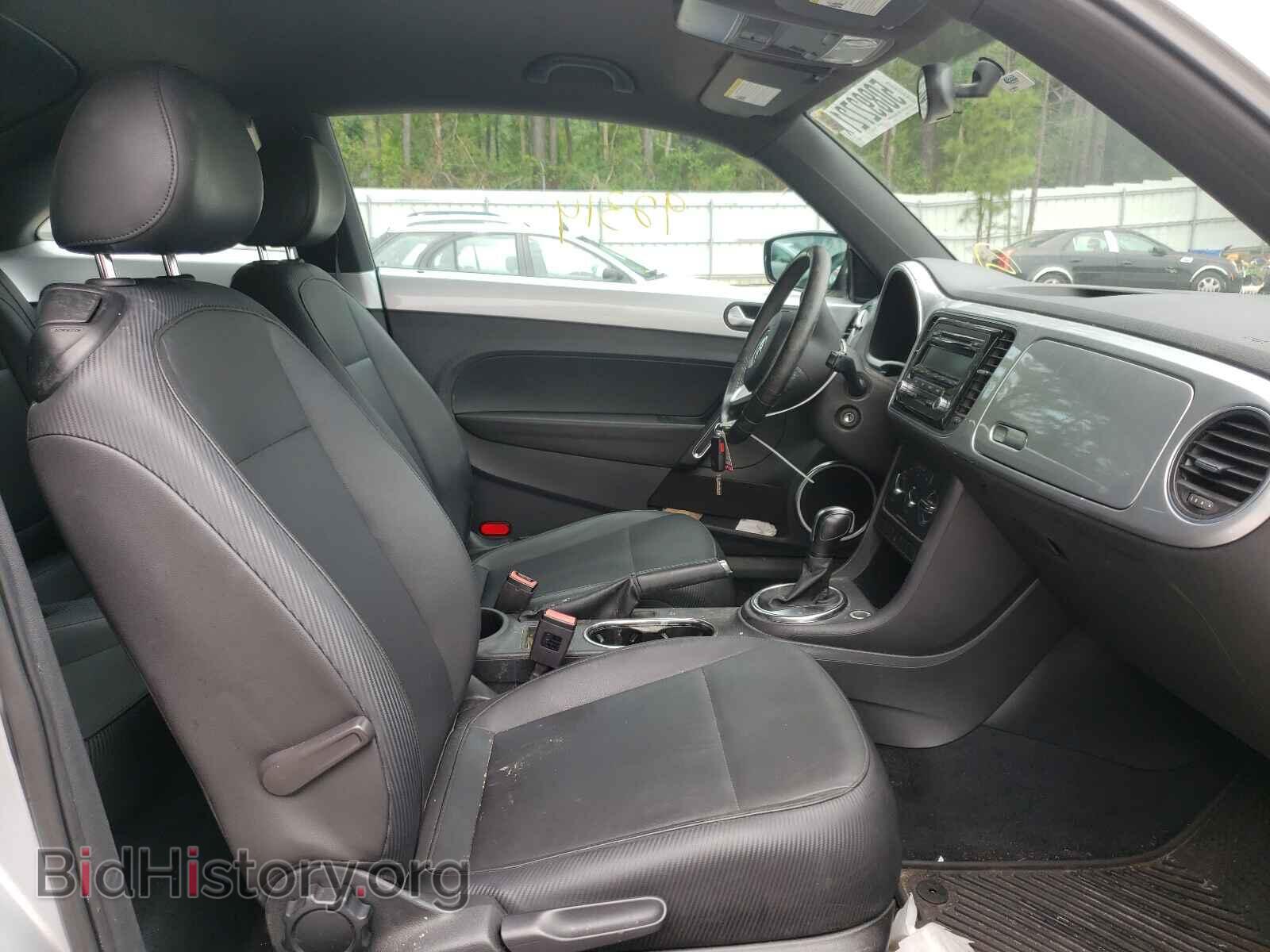 2013 VOLKSWAGEN BEETLE - VIN: 3VWJP7AT1DM632829 - Фото 5