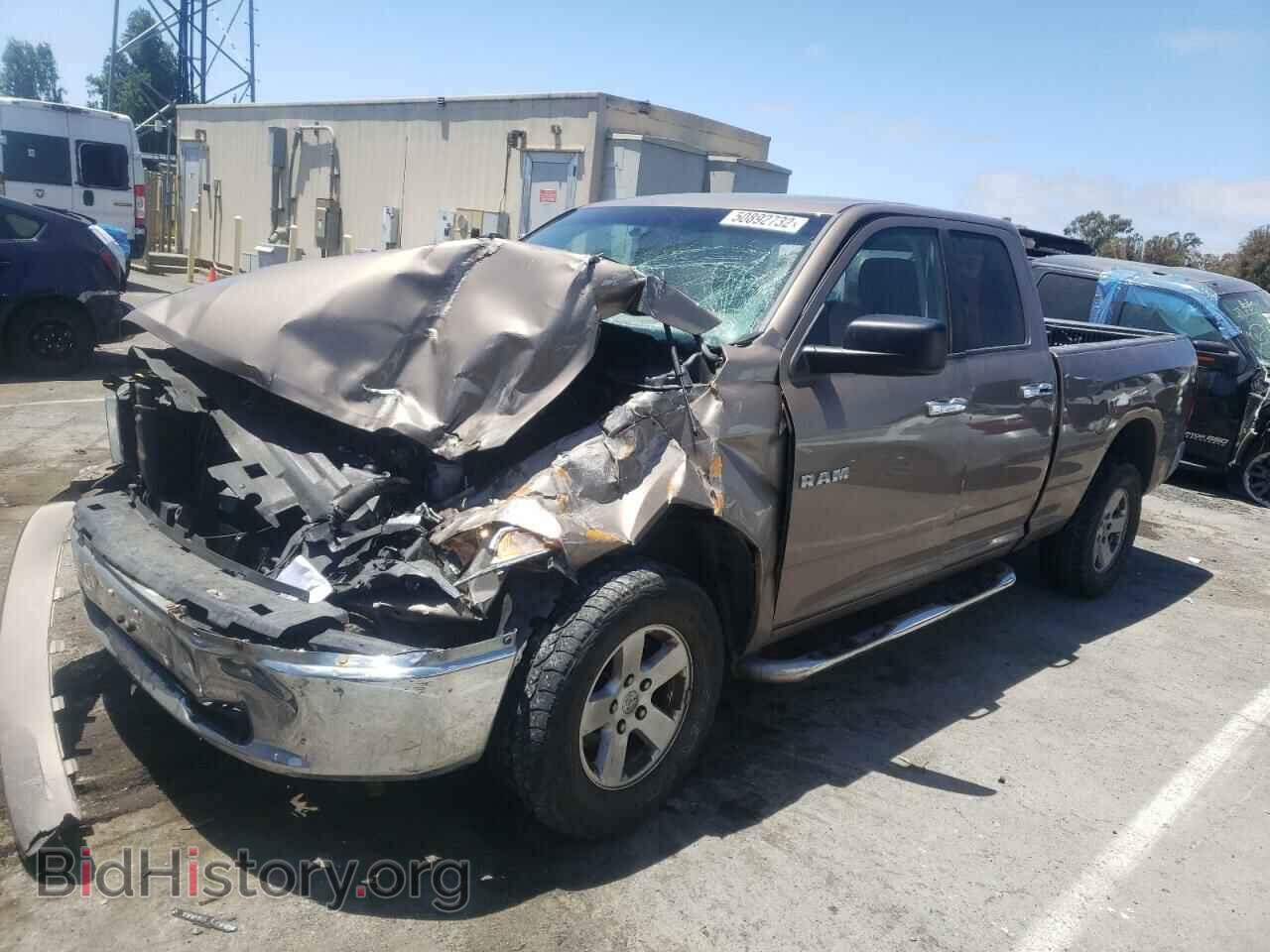 2010 DODGE RAM 1500 - VIN: 1D7RV1GP8AS102224 - Фото 2