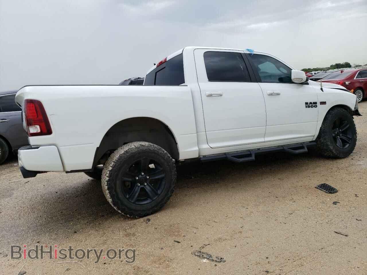 2018 RAM 1500 - VIN: 1C6RR7MT4JS243723 - Фото 3