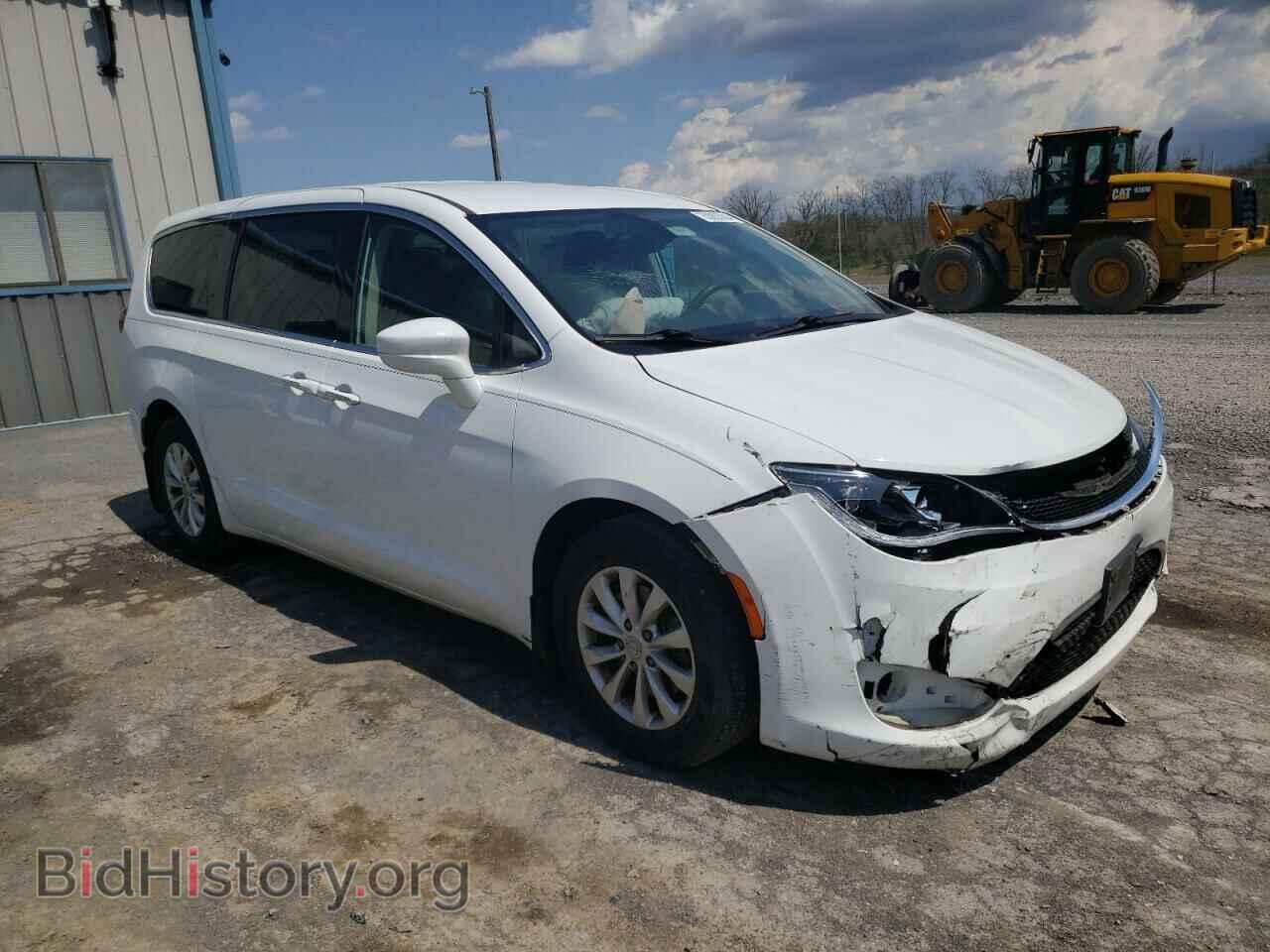 2018 CHRYSLER PACIFICA - VIN: 2C4RC1FG0JR261905 - Photo 4